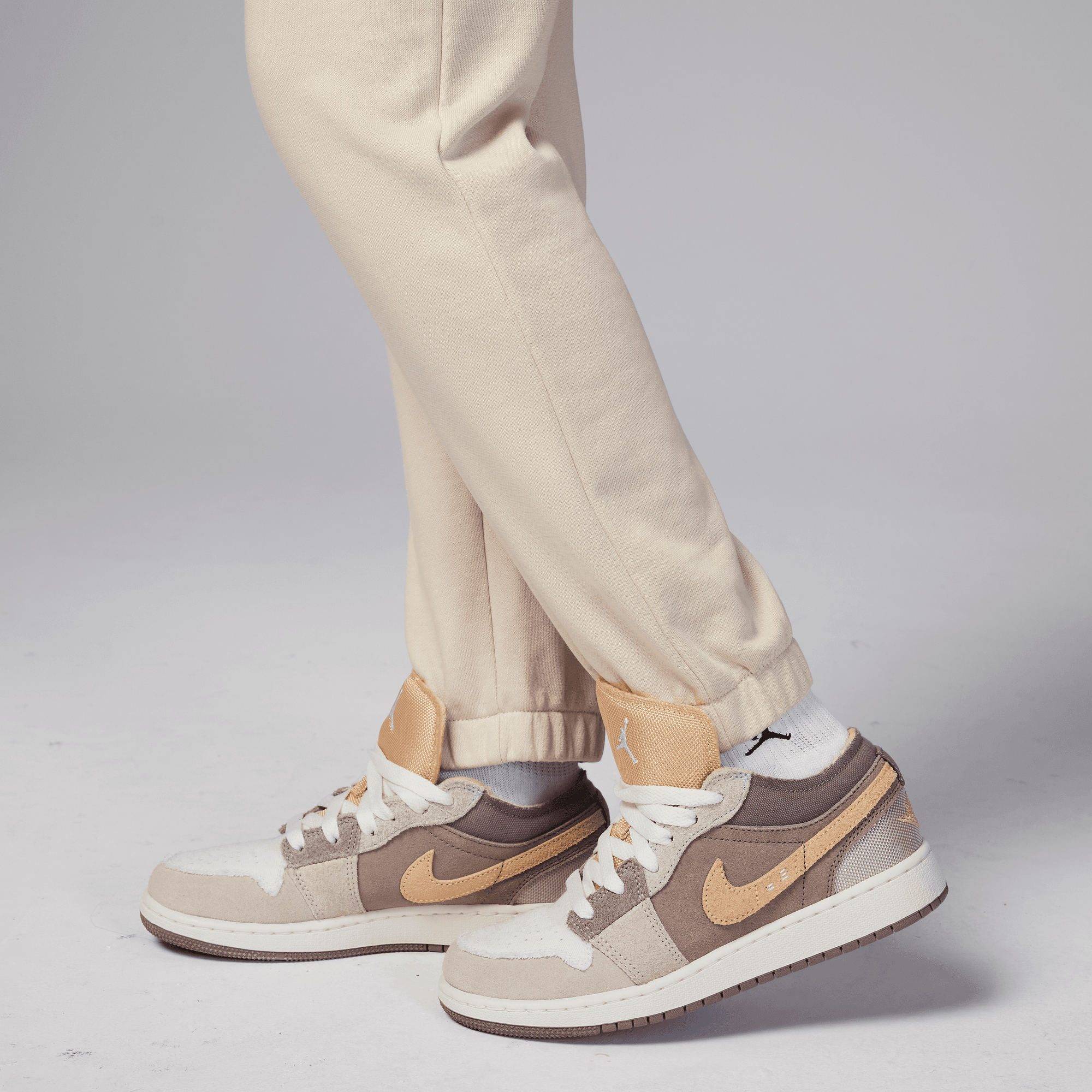 Jordan Brooklyn Essentials image number 3