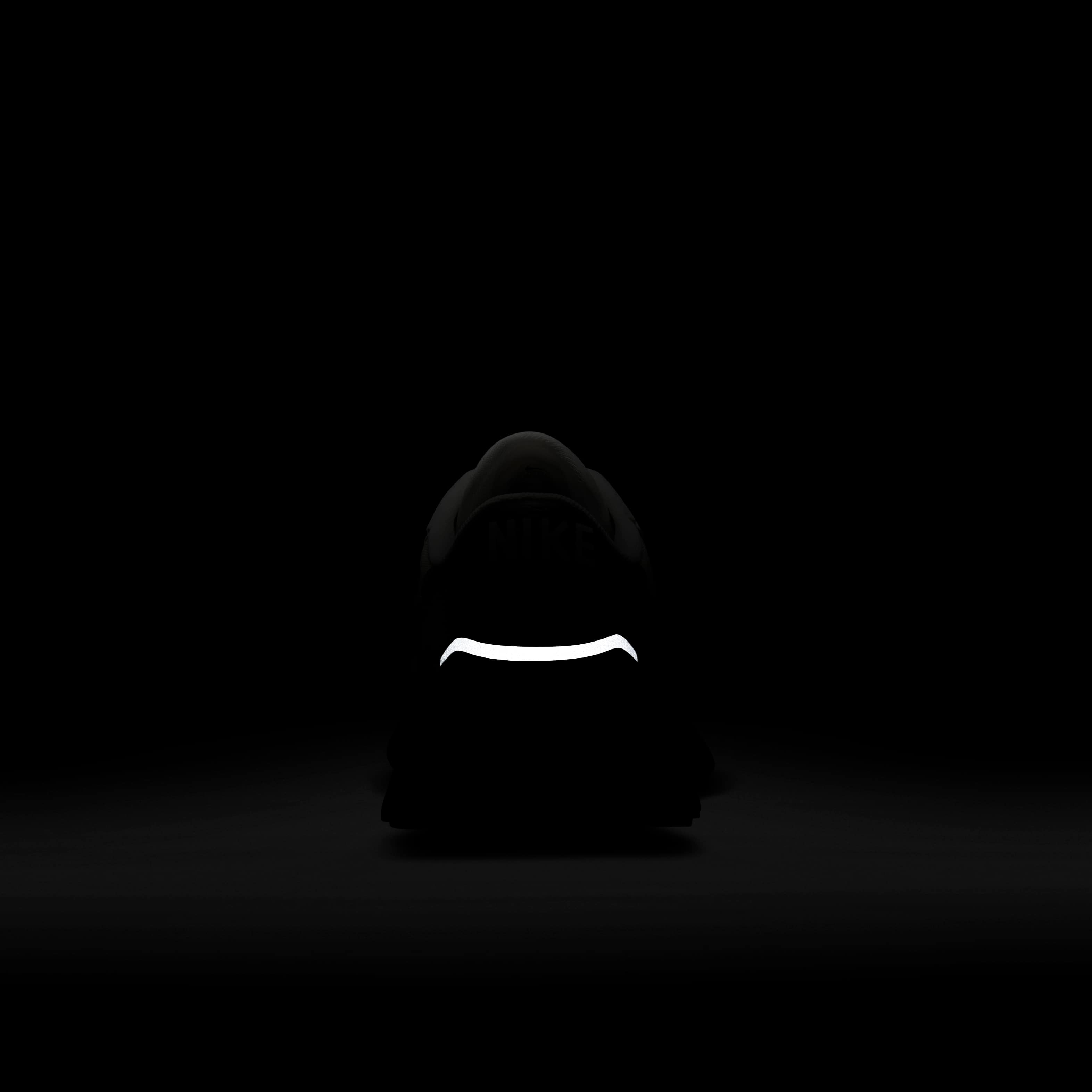 Nike Phoenix Waffle image number 10