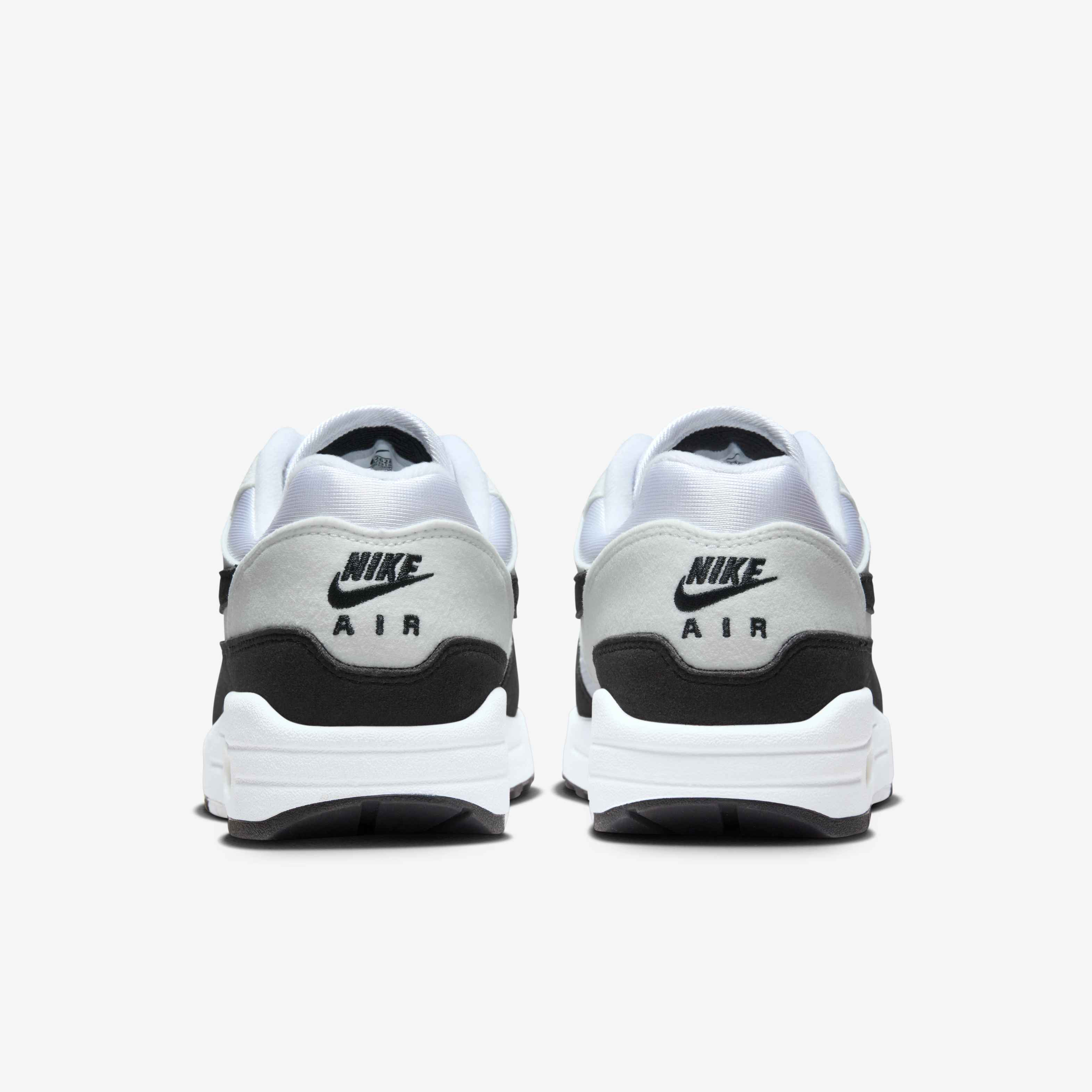 Nike Air Max 1 image number 5