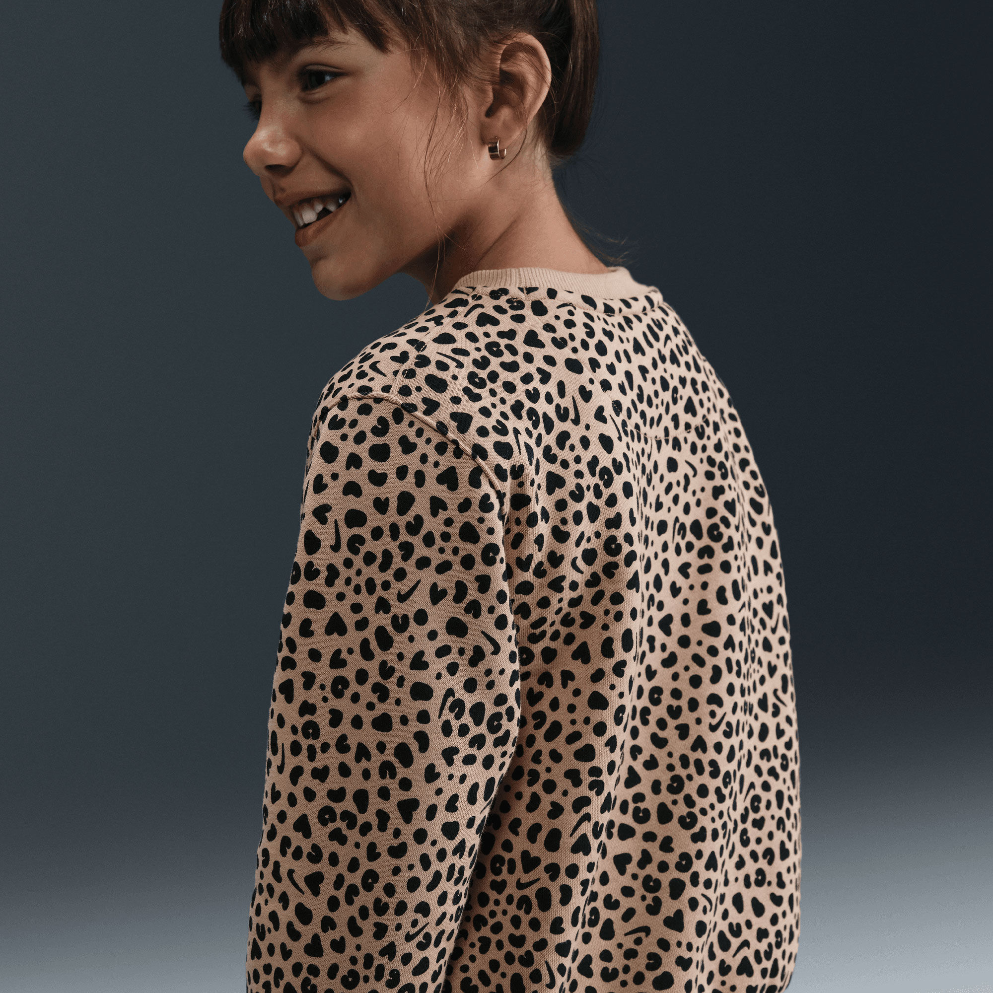 Nike Wild Warmth image number 3