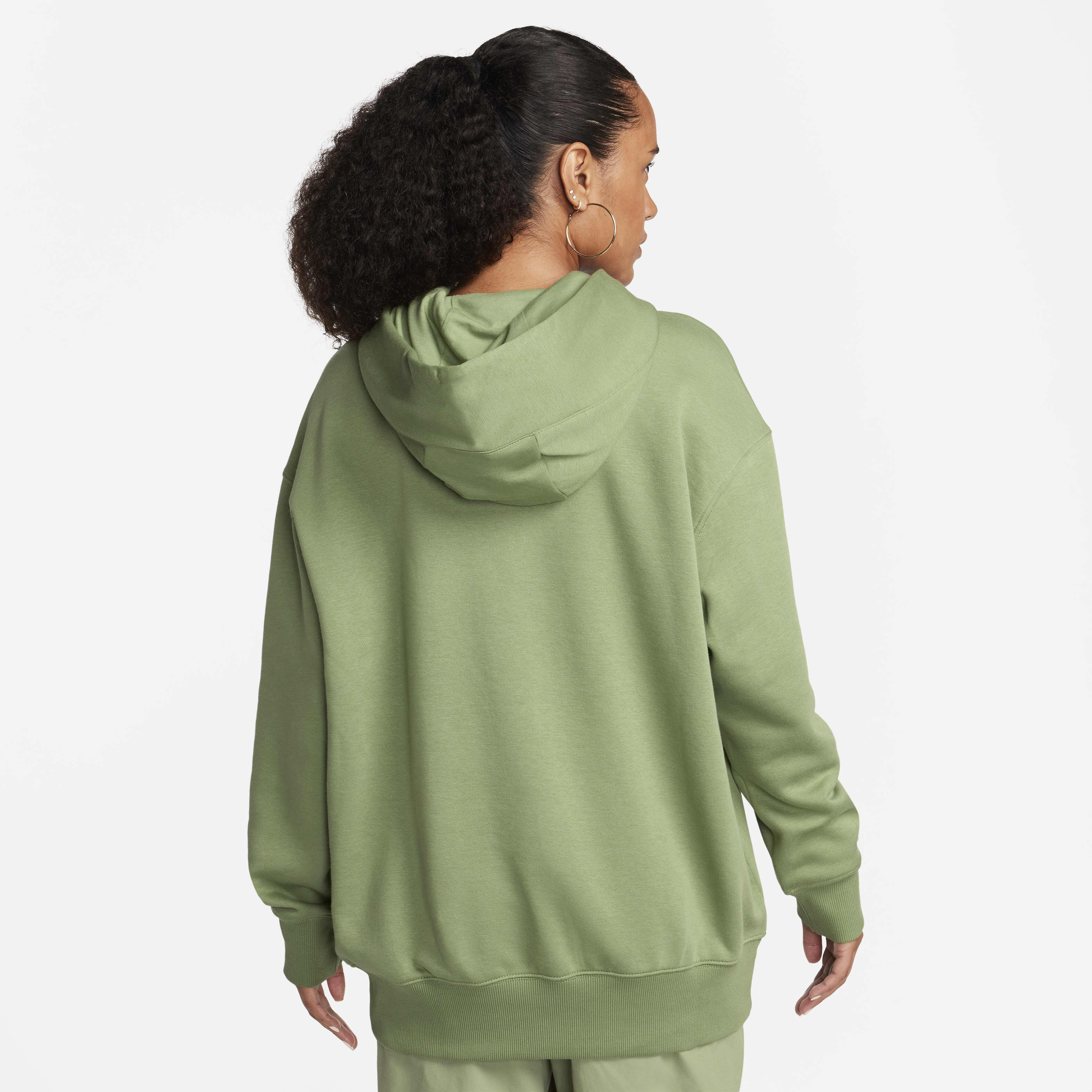 نايكي سبورتسوير image number 1