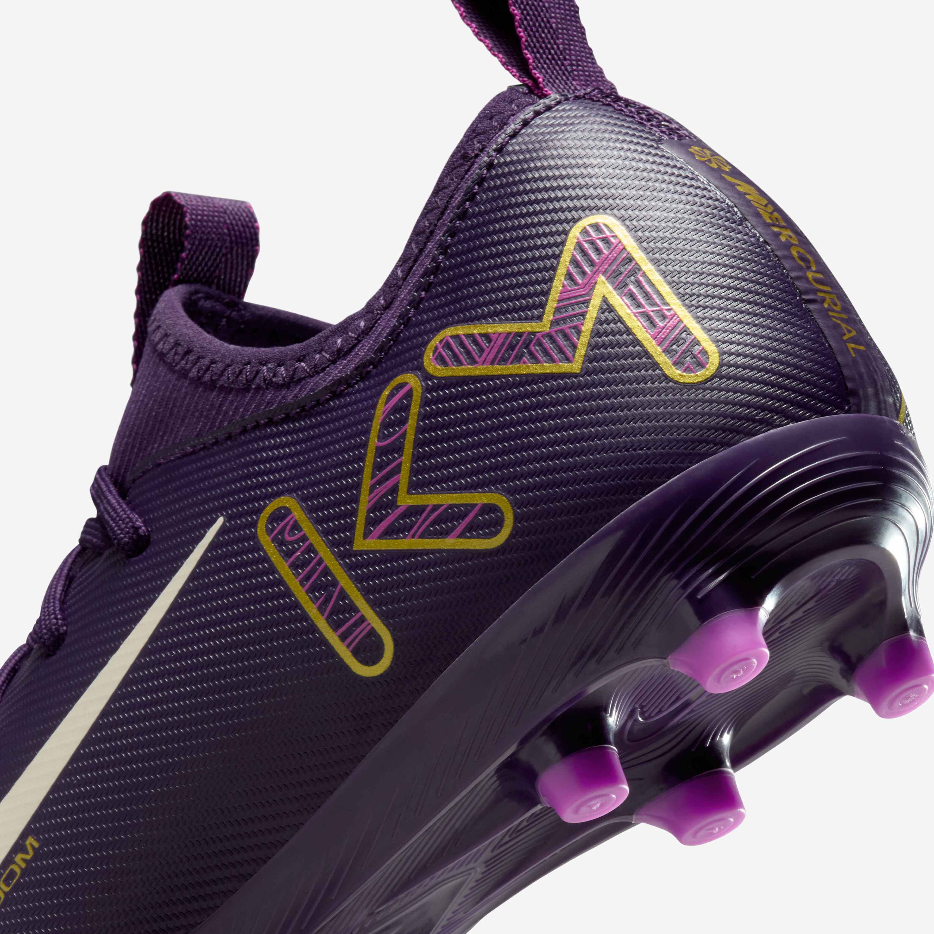 Nike Jr. Mercurial Vapor 16 Academy 'Kylian Mbapp&eacute;' image number 8