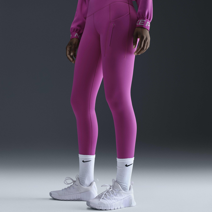 Nike Go image number 2 Nike Go image number 2