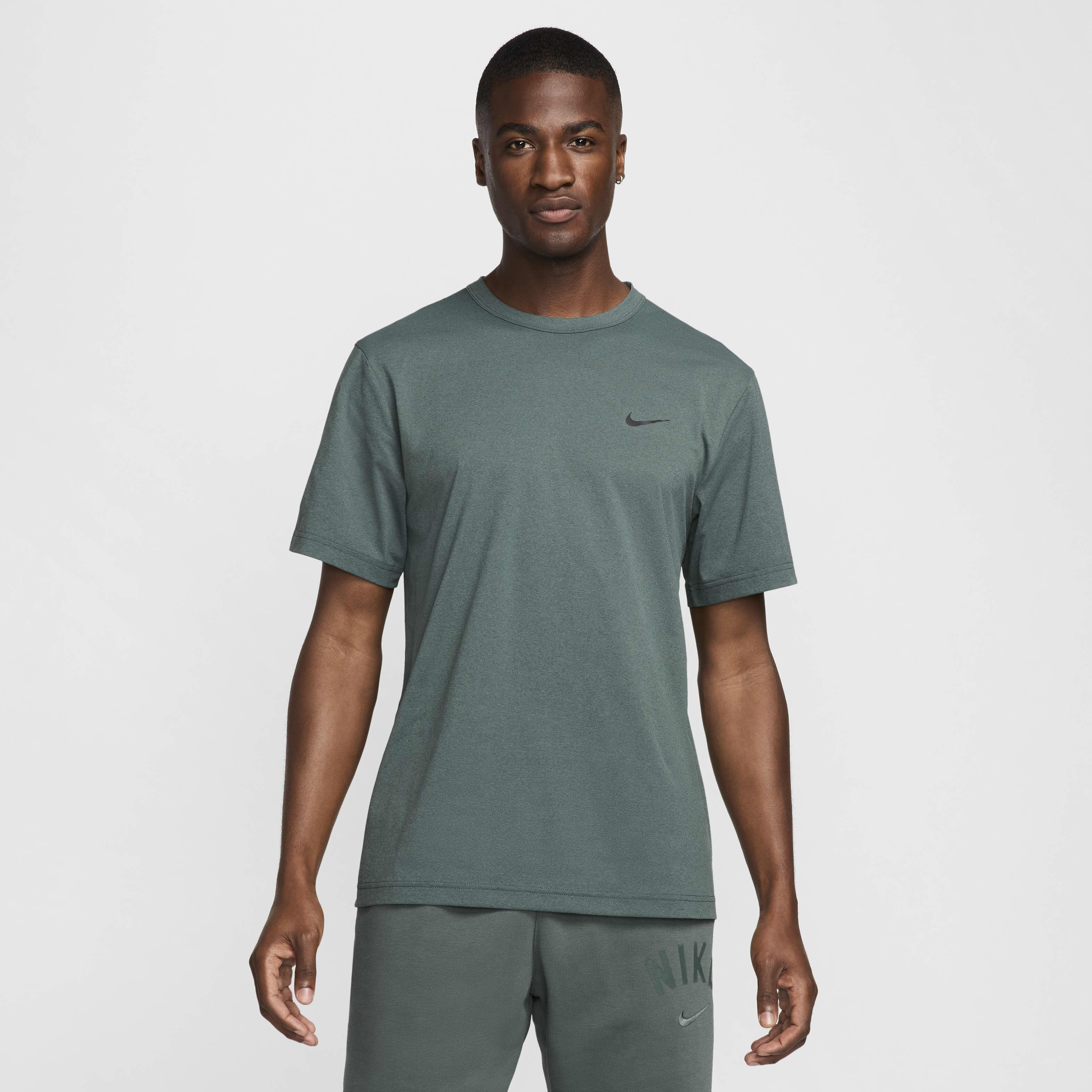 نايكي هايفيرس image number 0