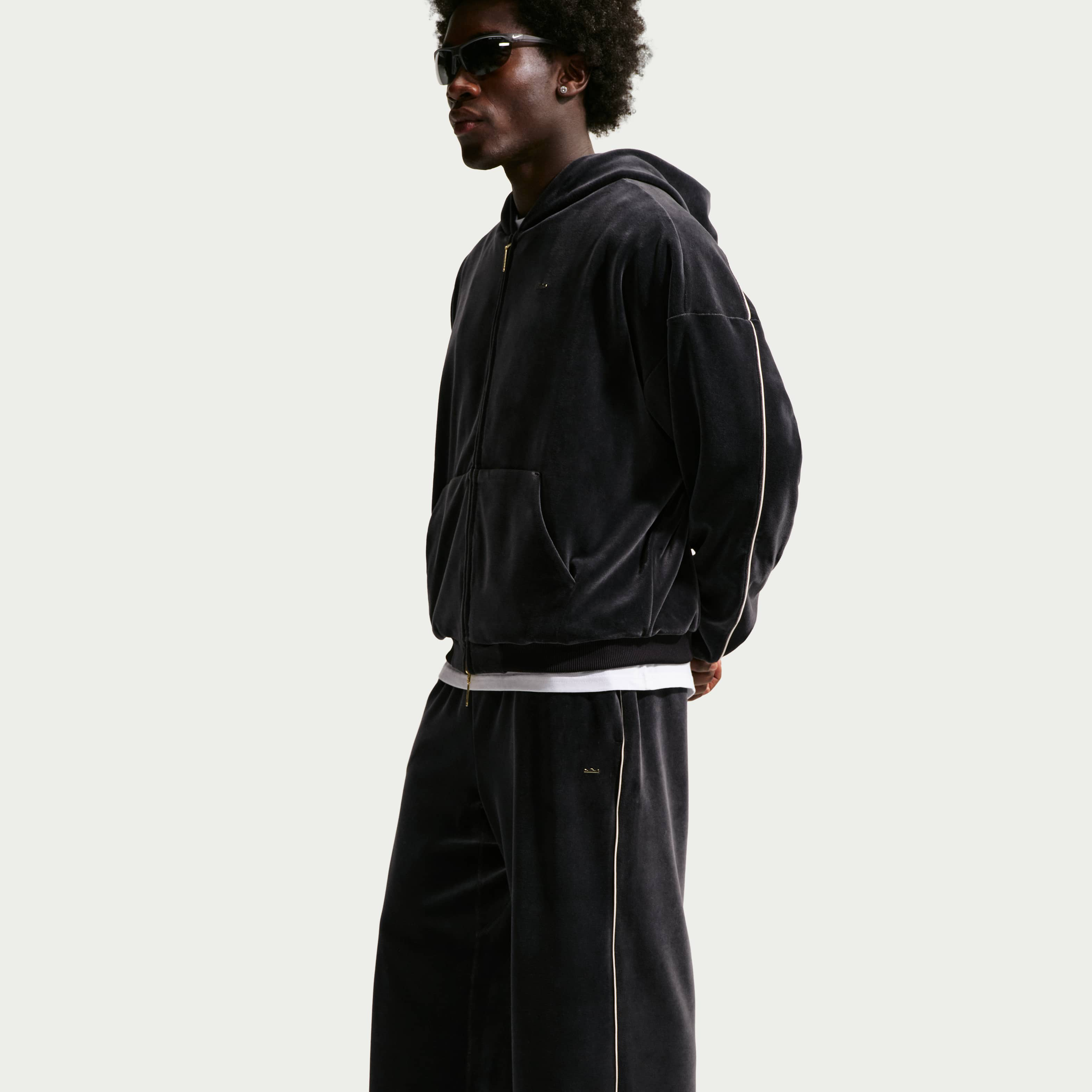 ليبرون جيمس ليبرون image number 3