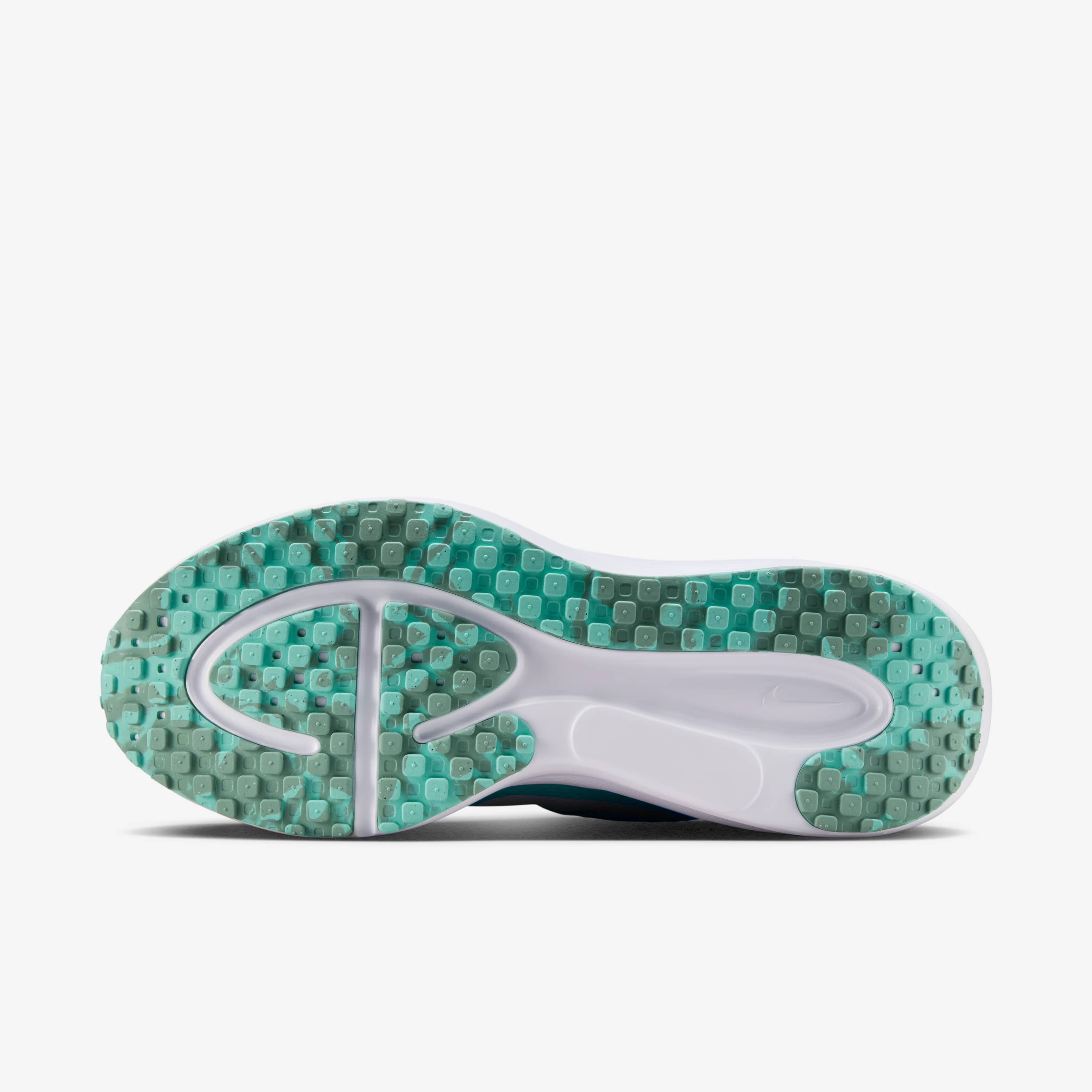 Nike Revolution 8 image number 1