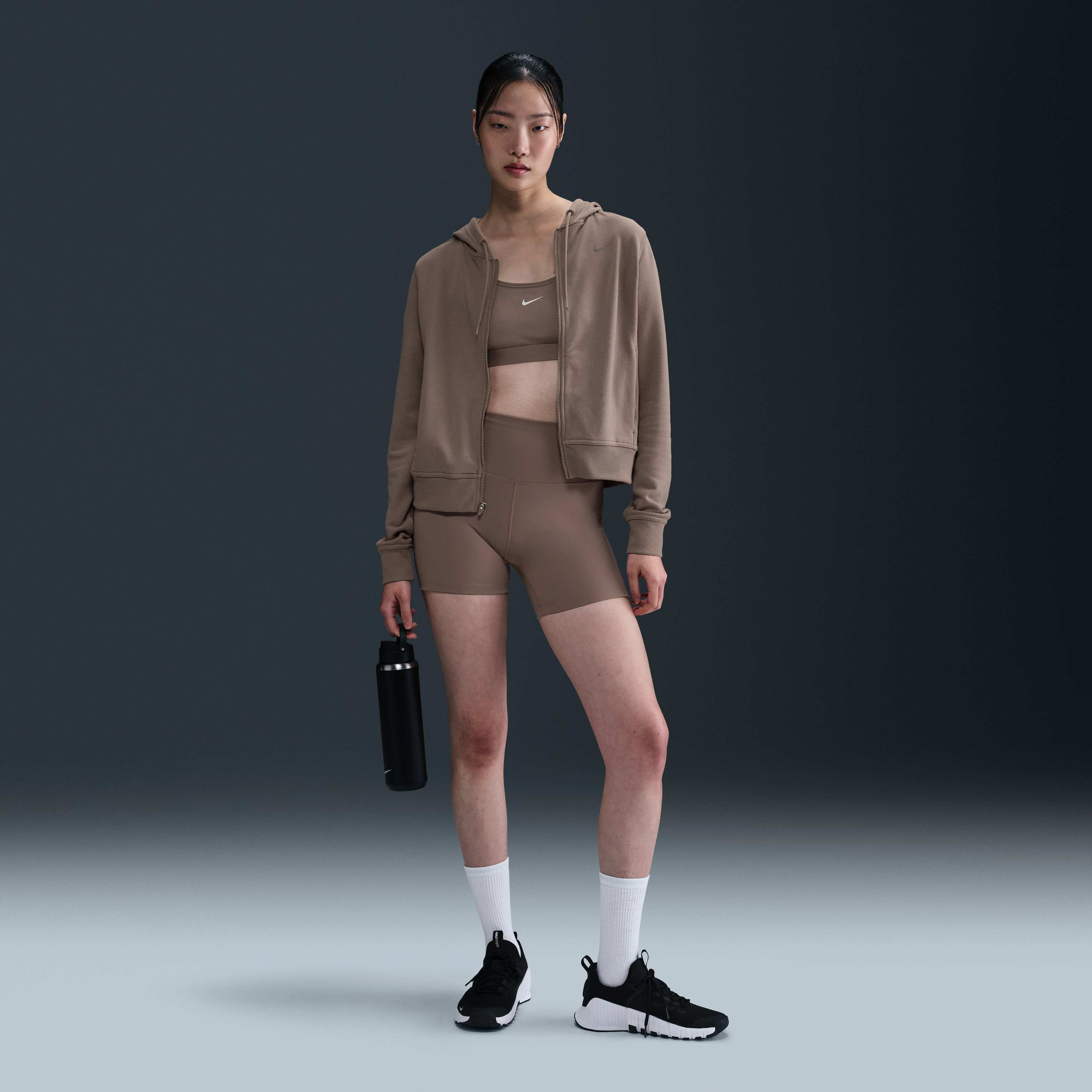 Nike One image number 0