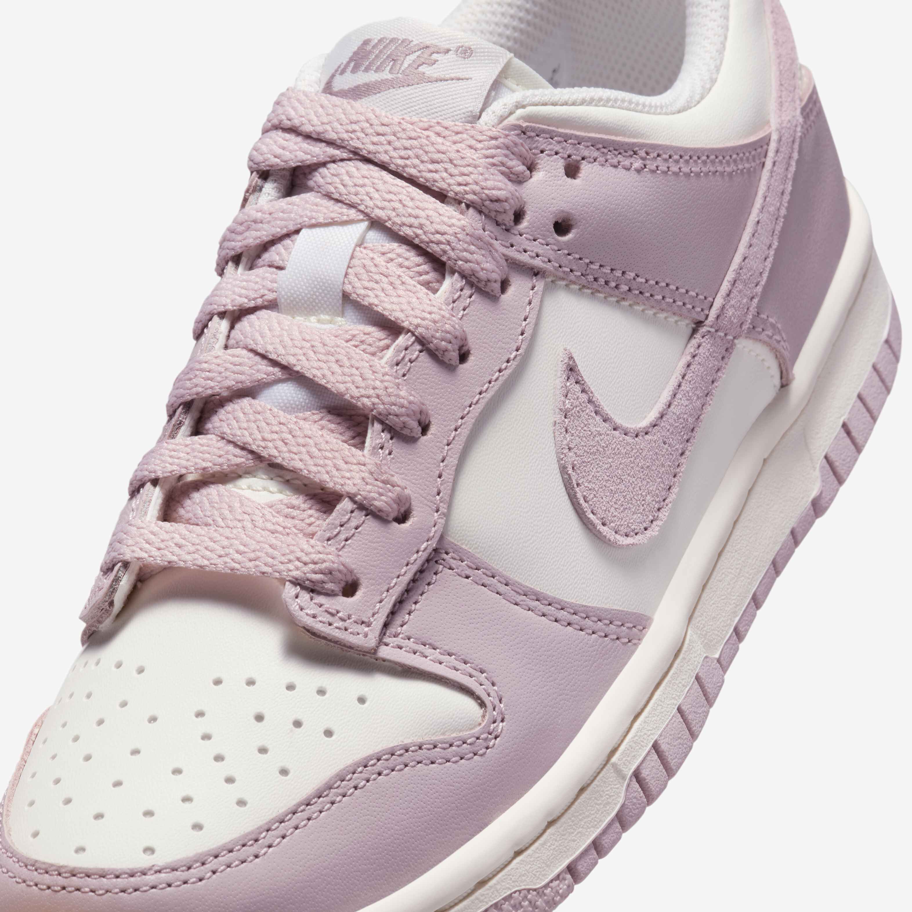 Nike Dunk Low image number 6