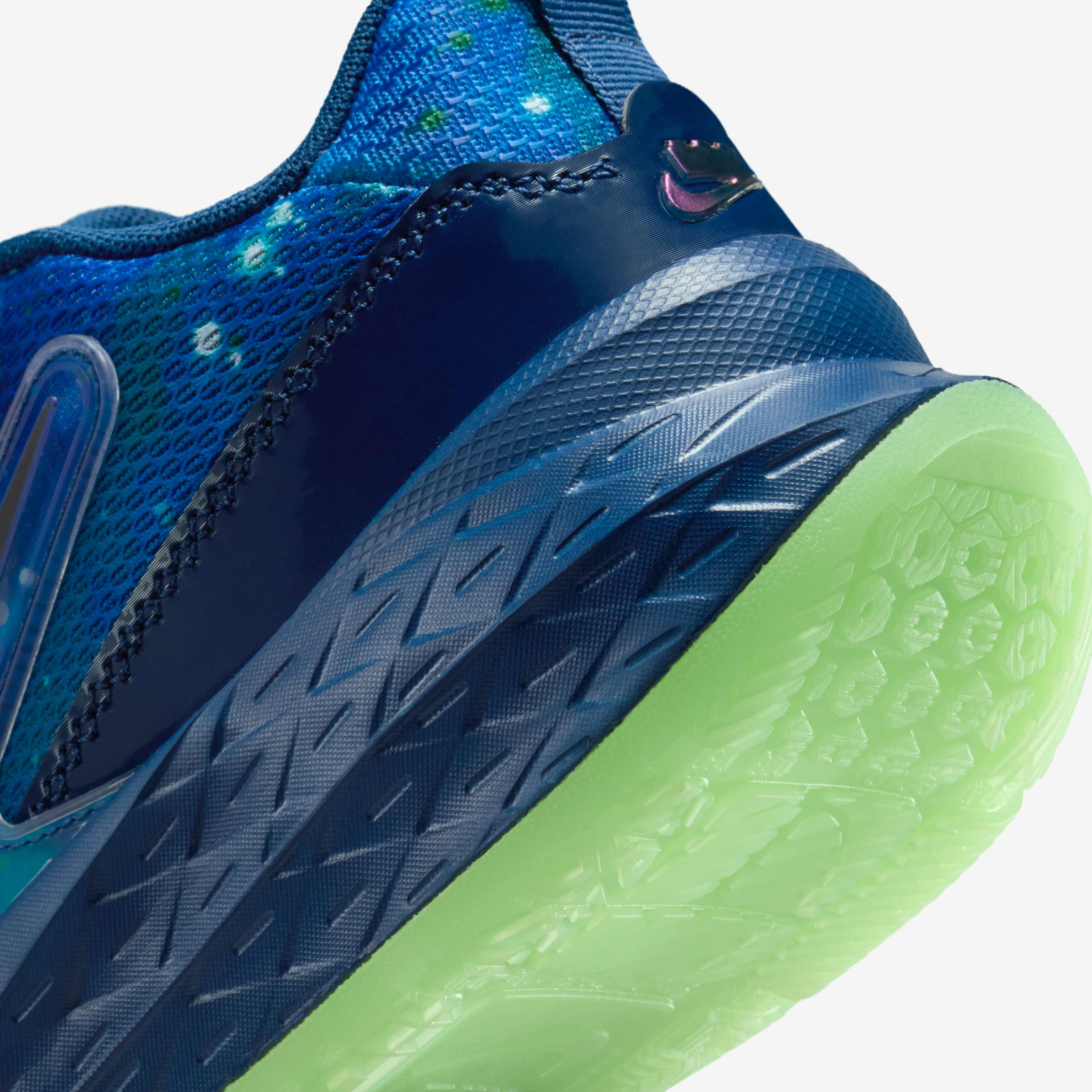 Nike Hustle D 12 x LEGO&reg; Collection image number 7