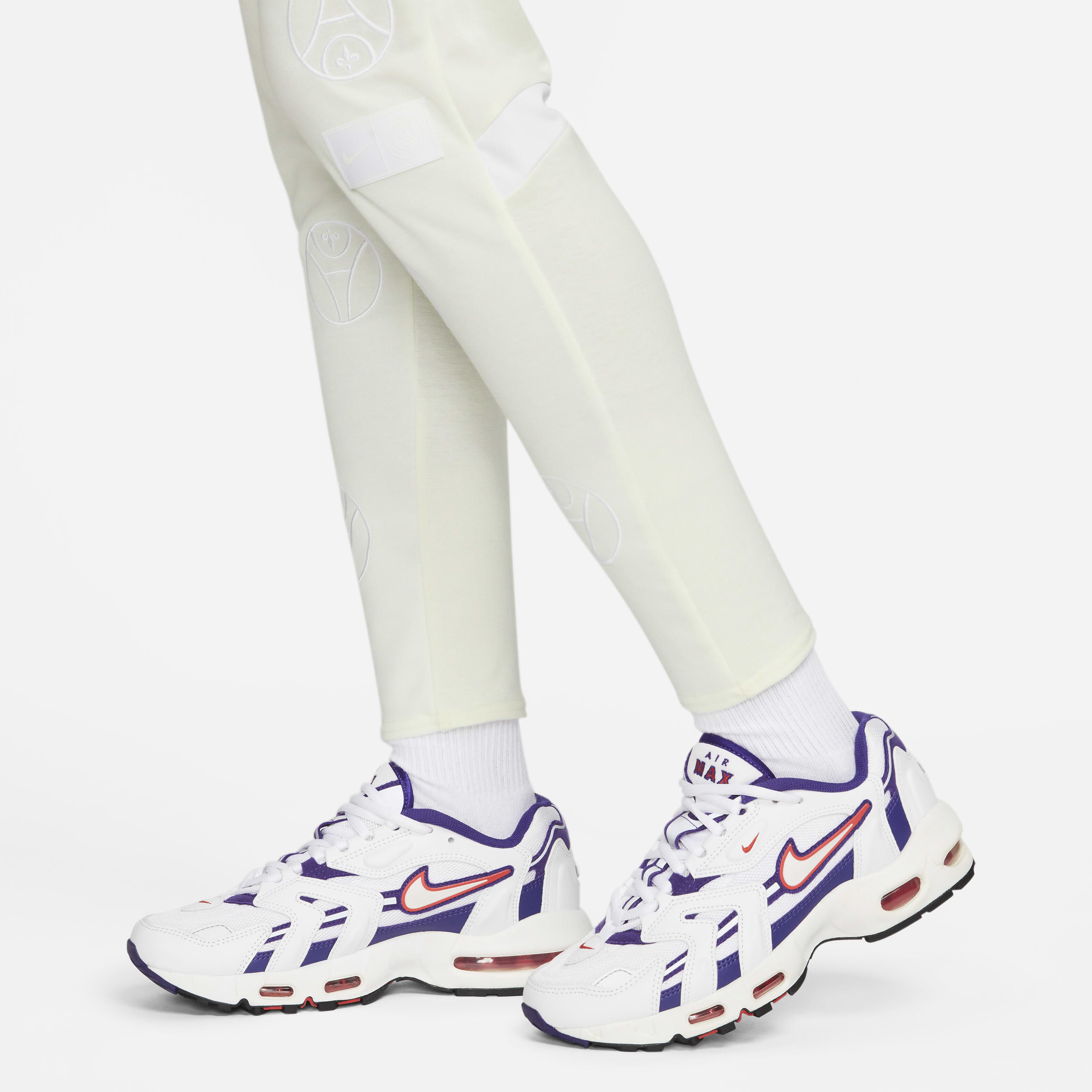 Paris Saint-Germain image number 4