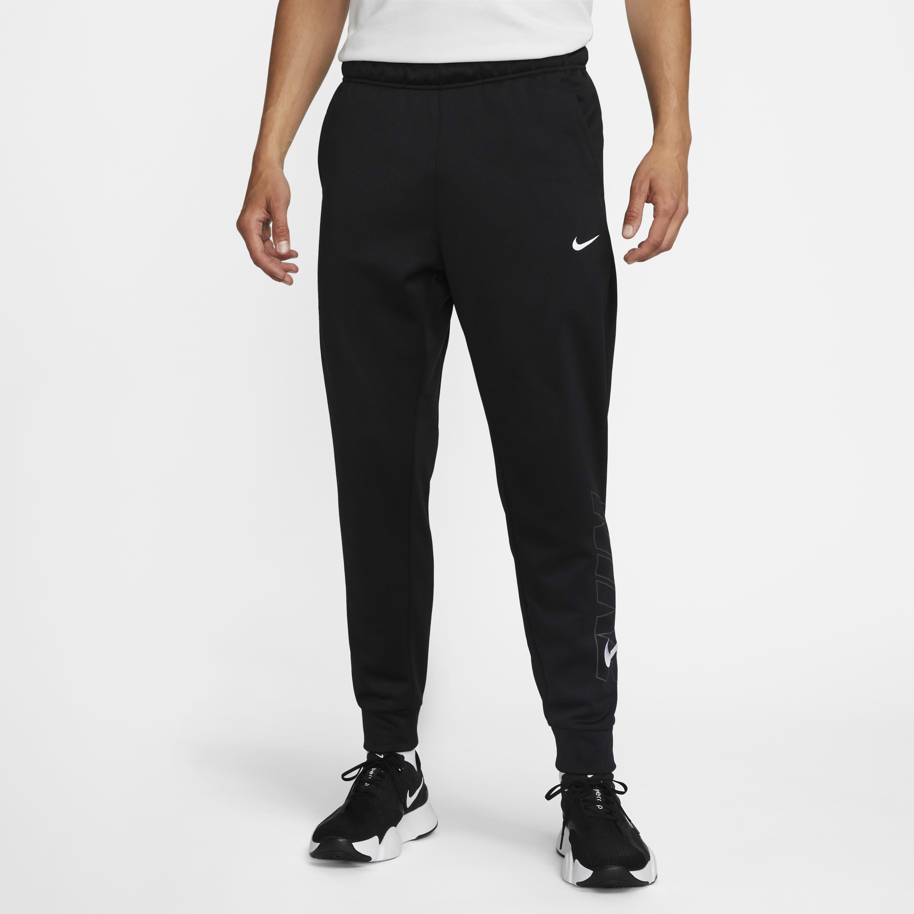 Nike performance thrma taper deals