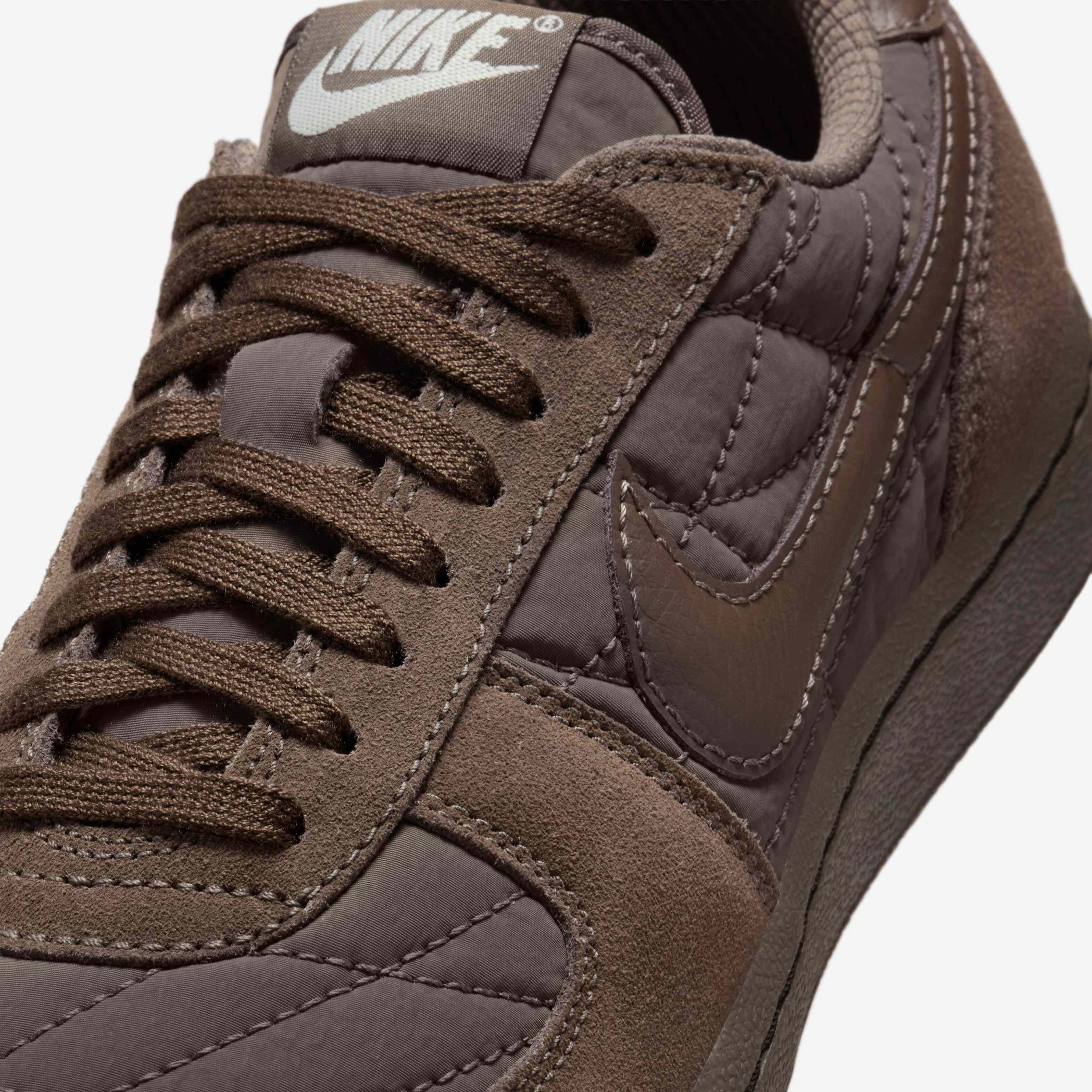 Nike Field General image number 6