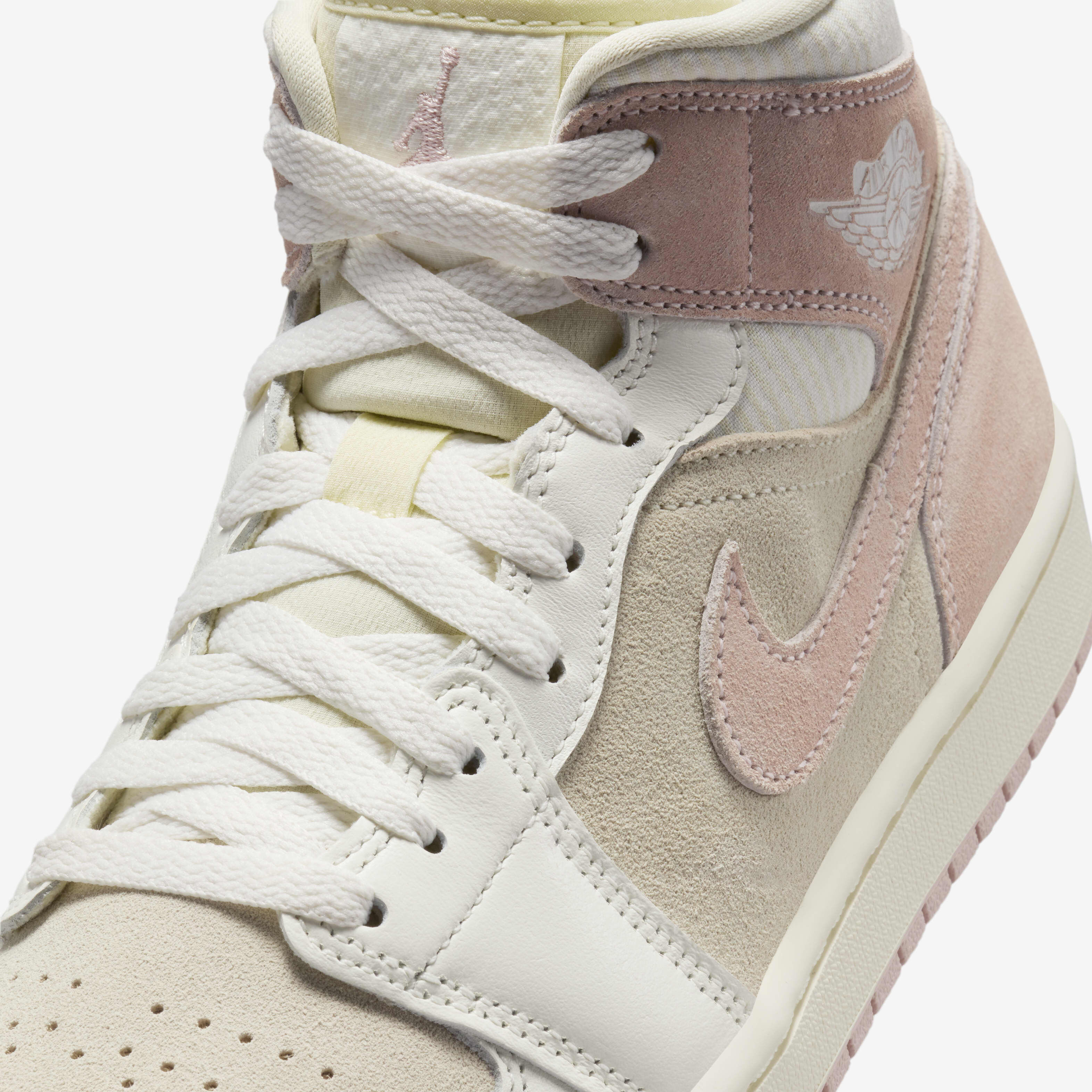 Buy Air Jordan 1 Mid SE Women s Shoes Nike Qatar Official