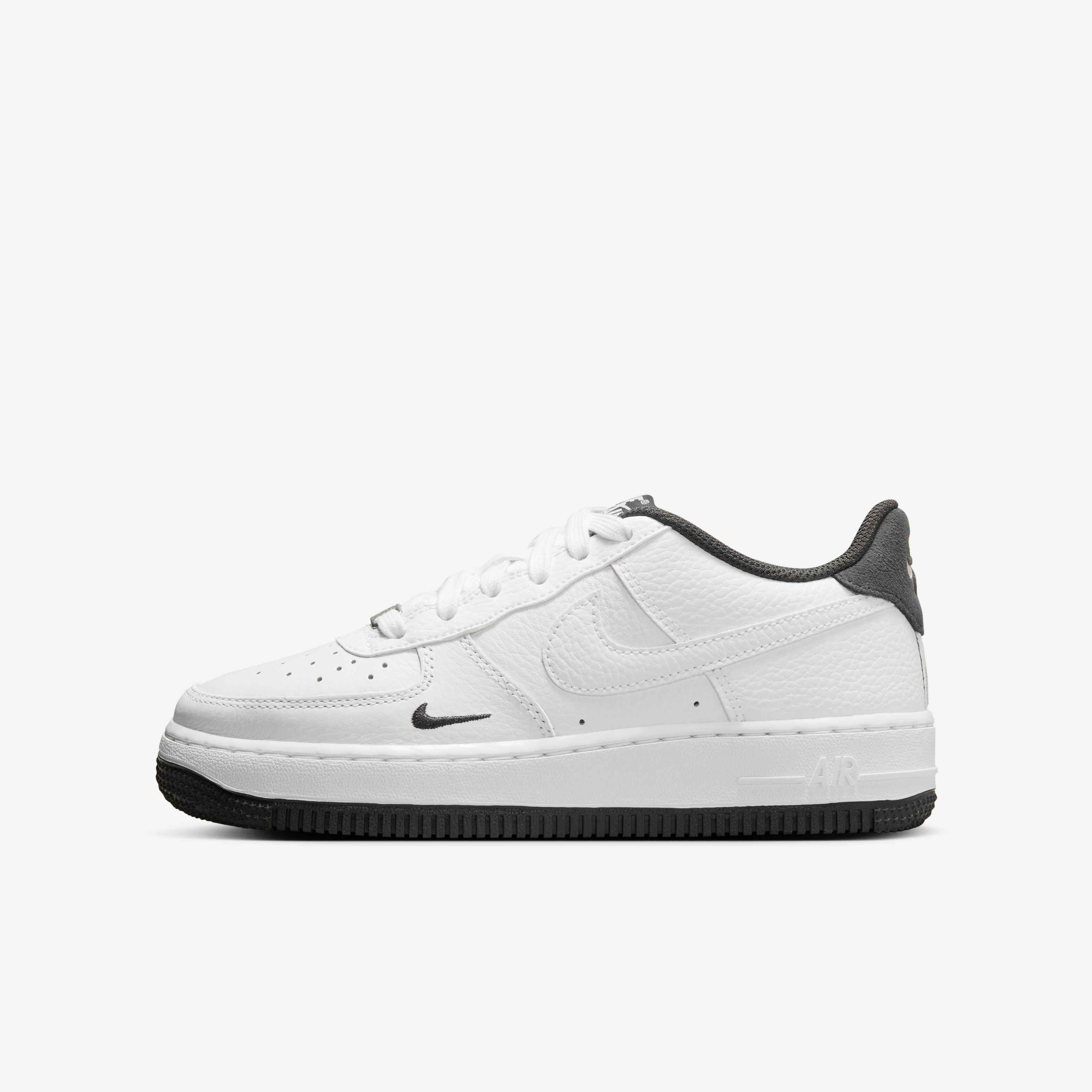 Nike Air Force 1 LV8 image number 0