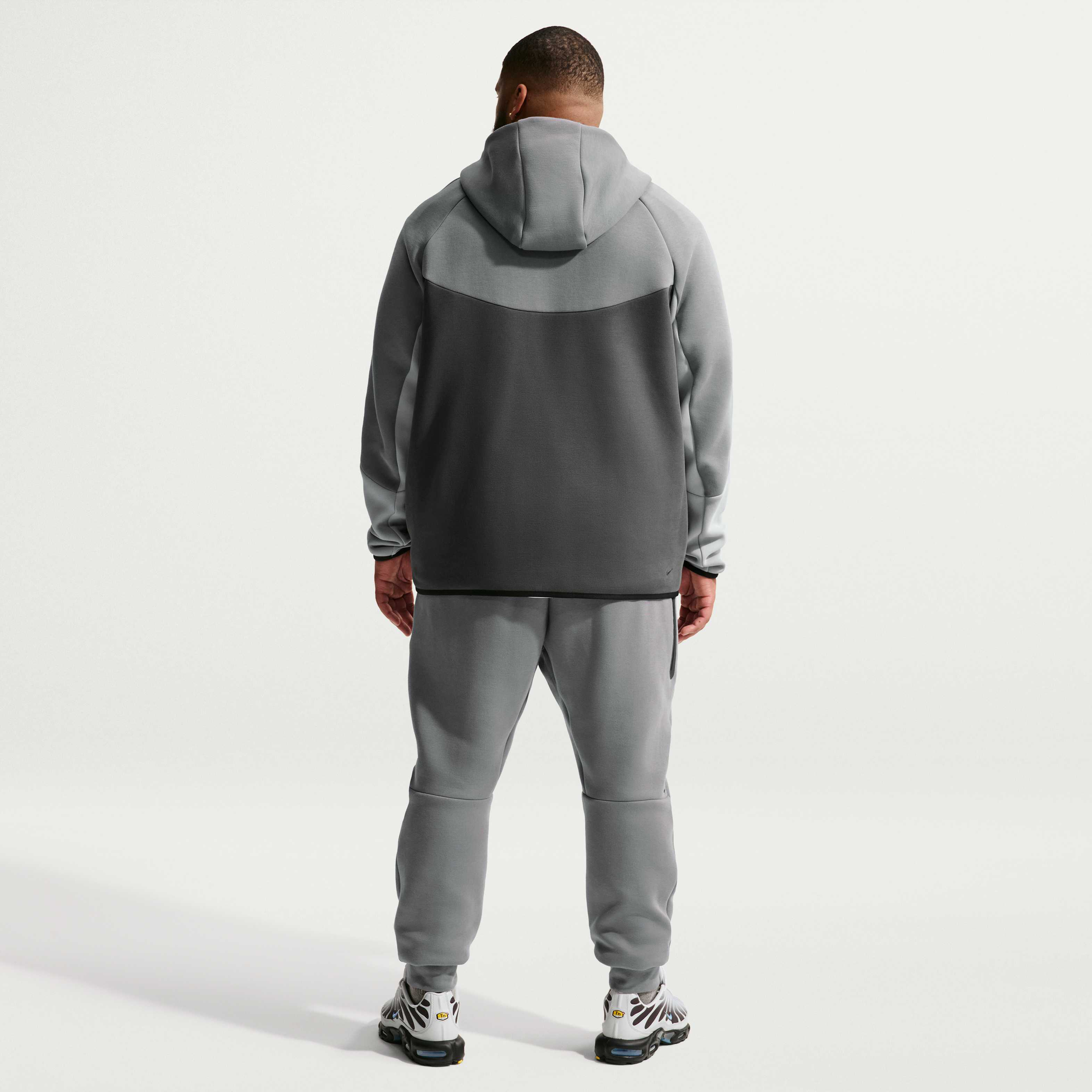Zoom image