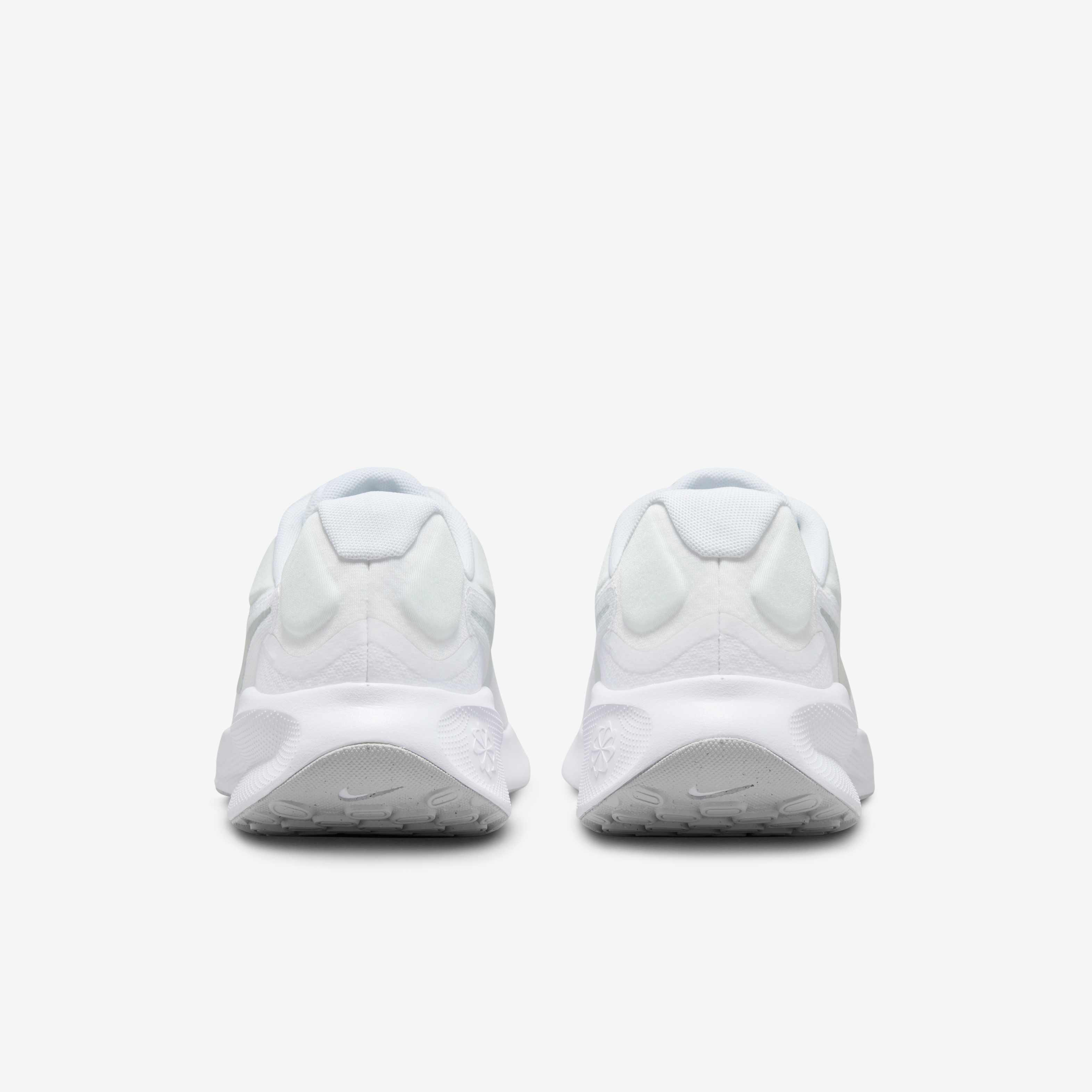 Nike Revolution 7 image number 5