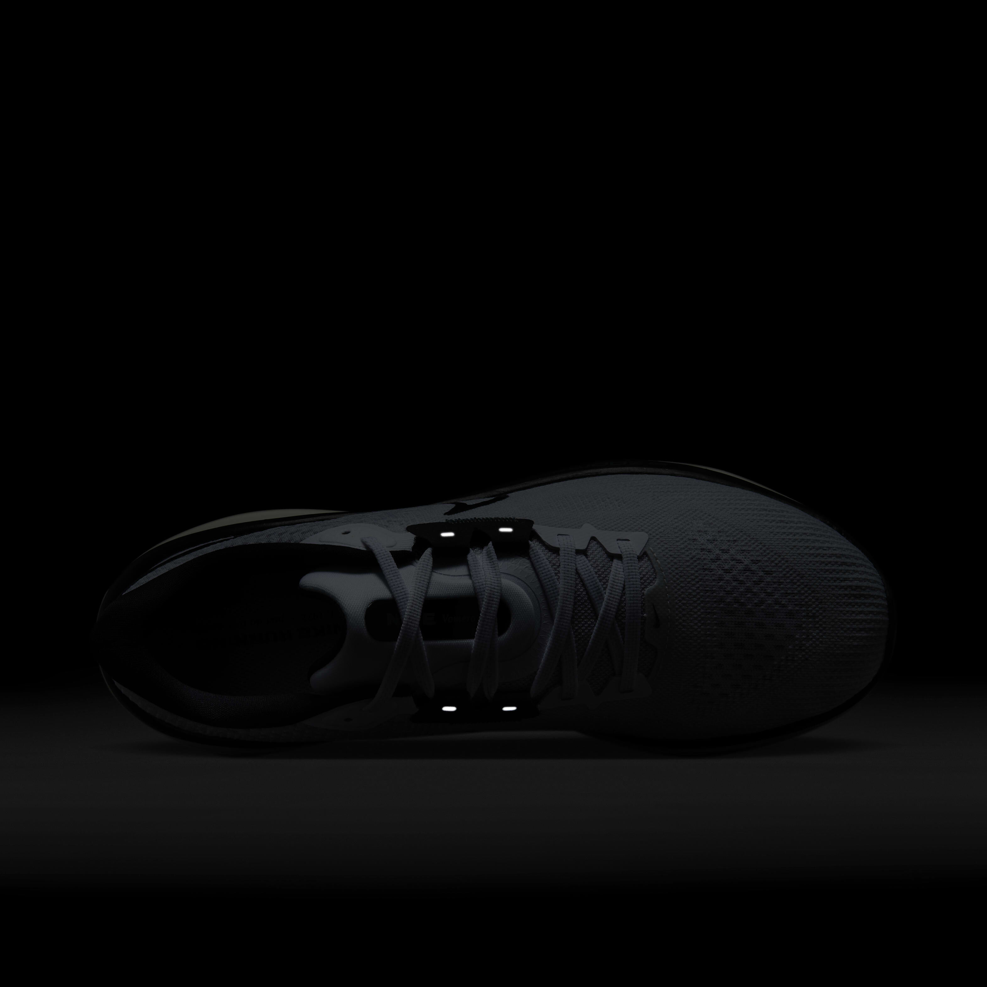 نايكي فوميرو 17 image number 8