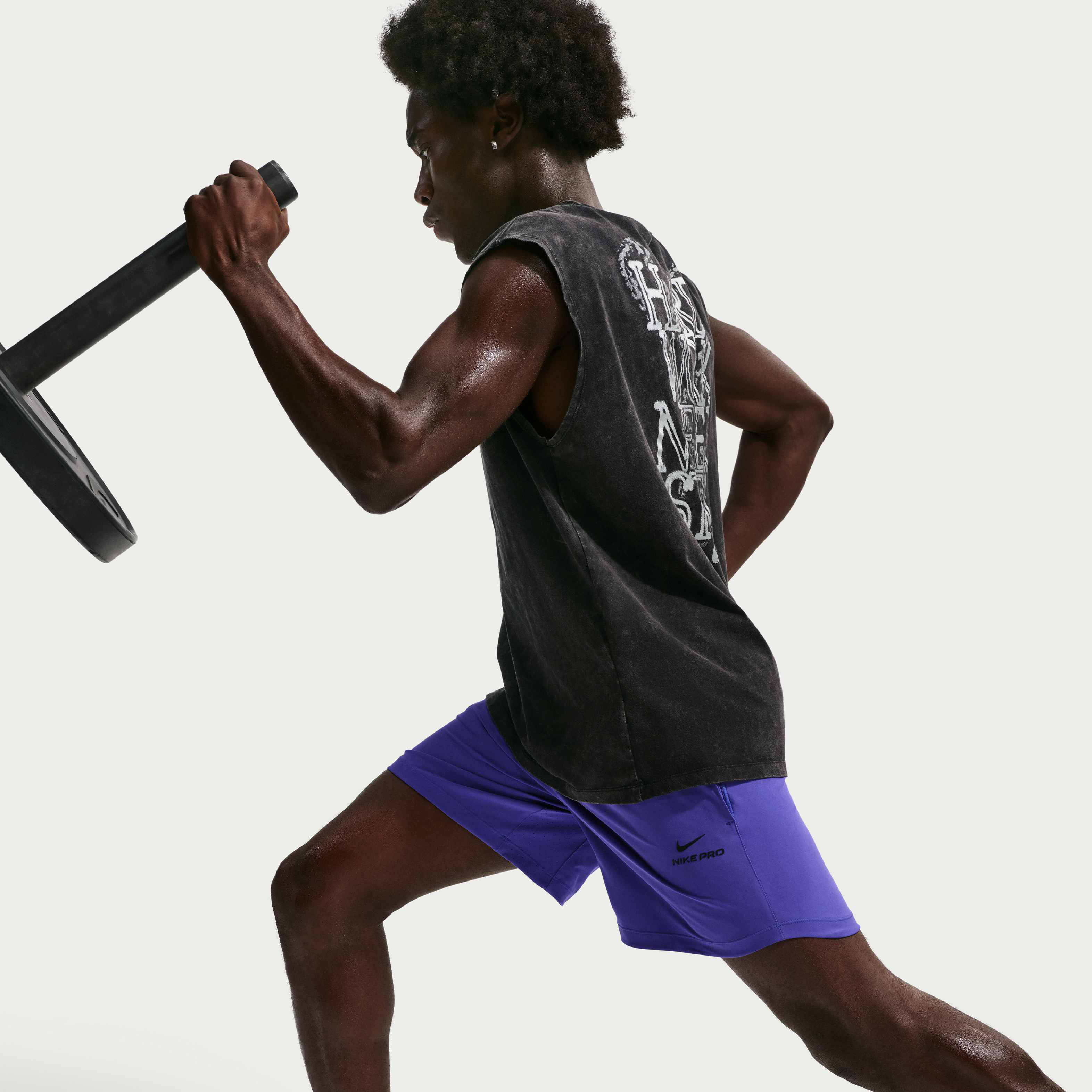 Nike Pro Training image number 3