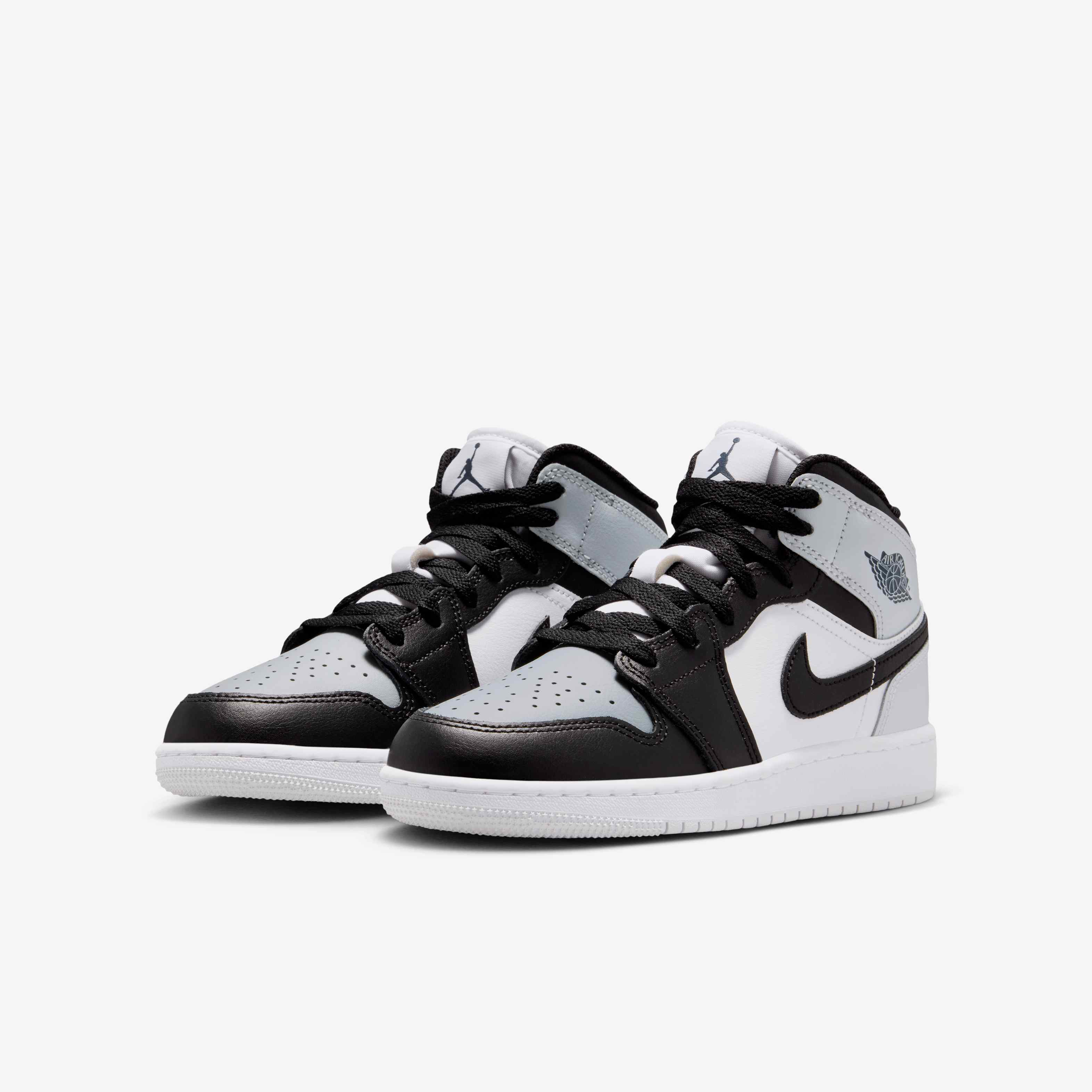 Air Jordan 1 Mid image number 4