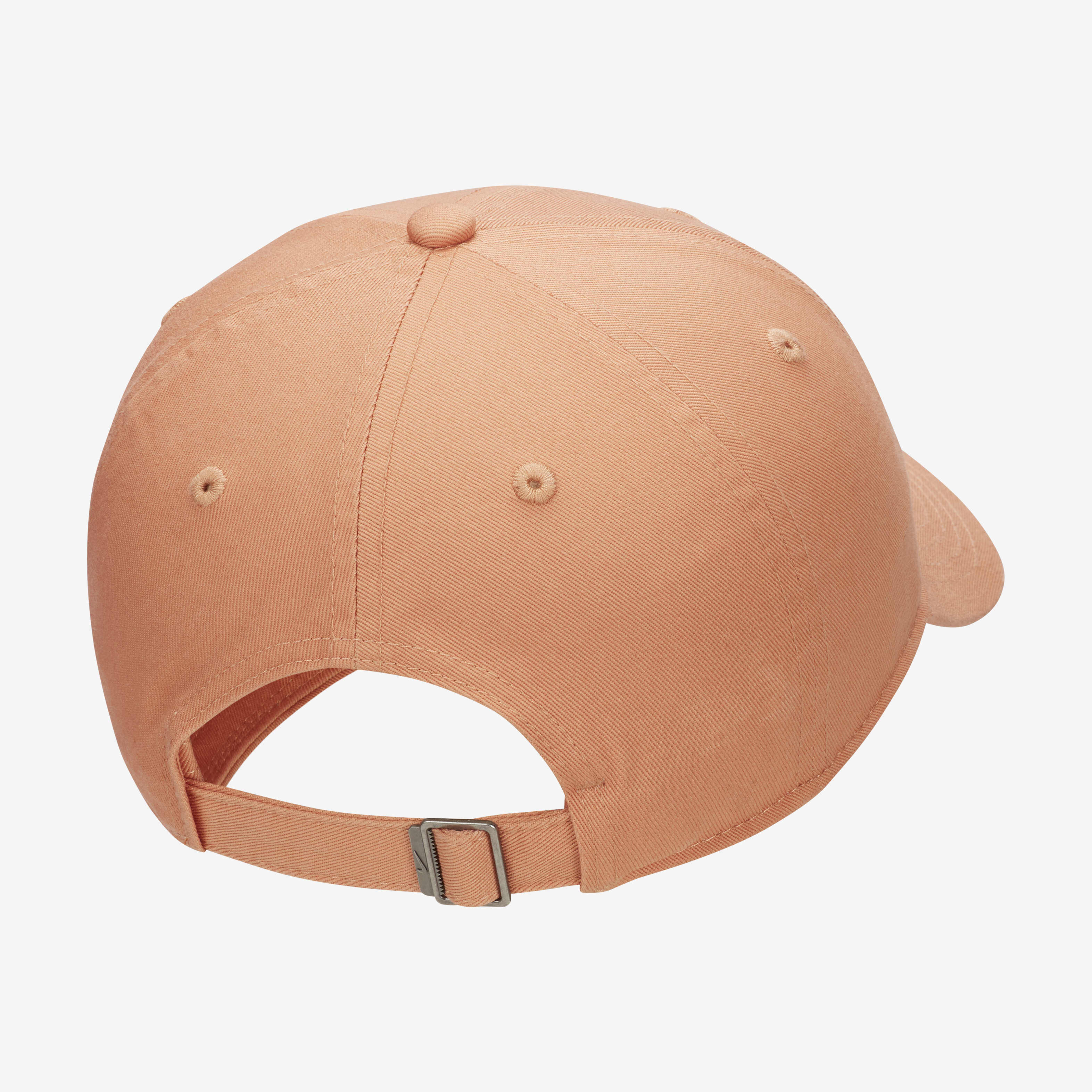 نايكي كلوب image number 1