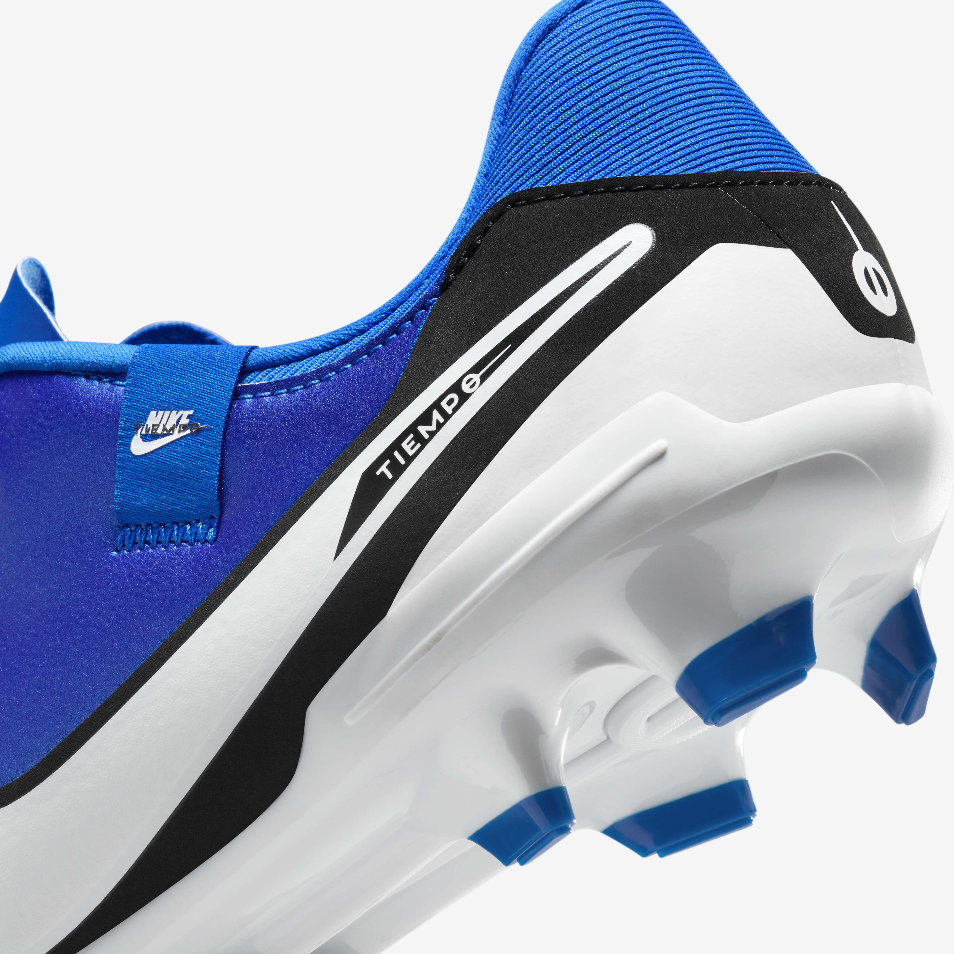 Nike Tiempo Legend 10 Academy image number 8