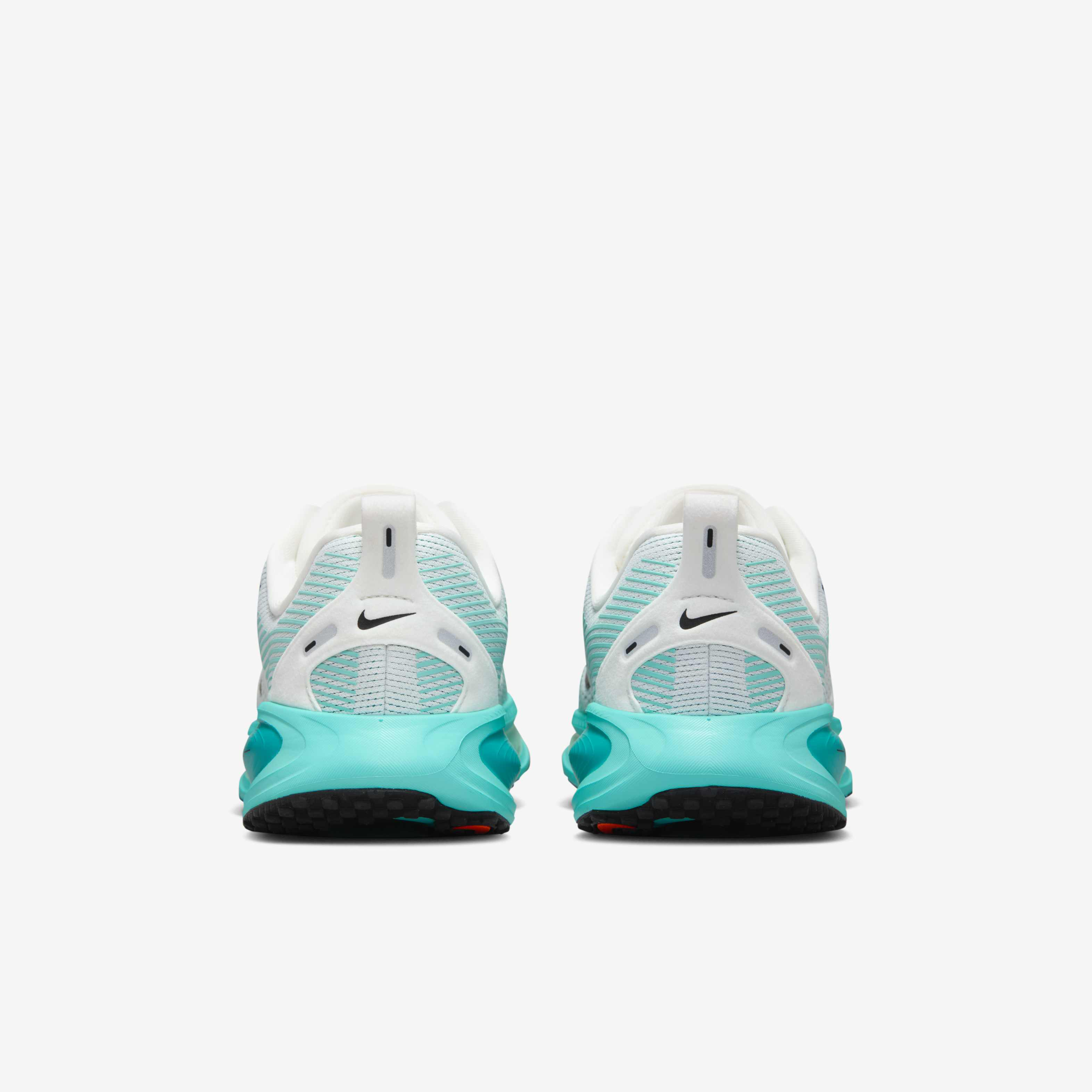 Nike Vomero 18 image number 5