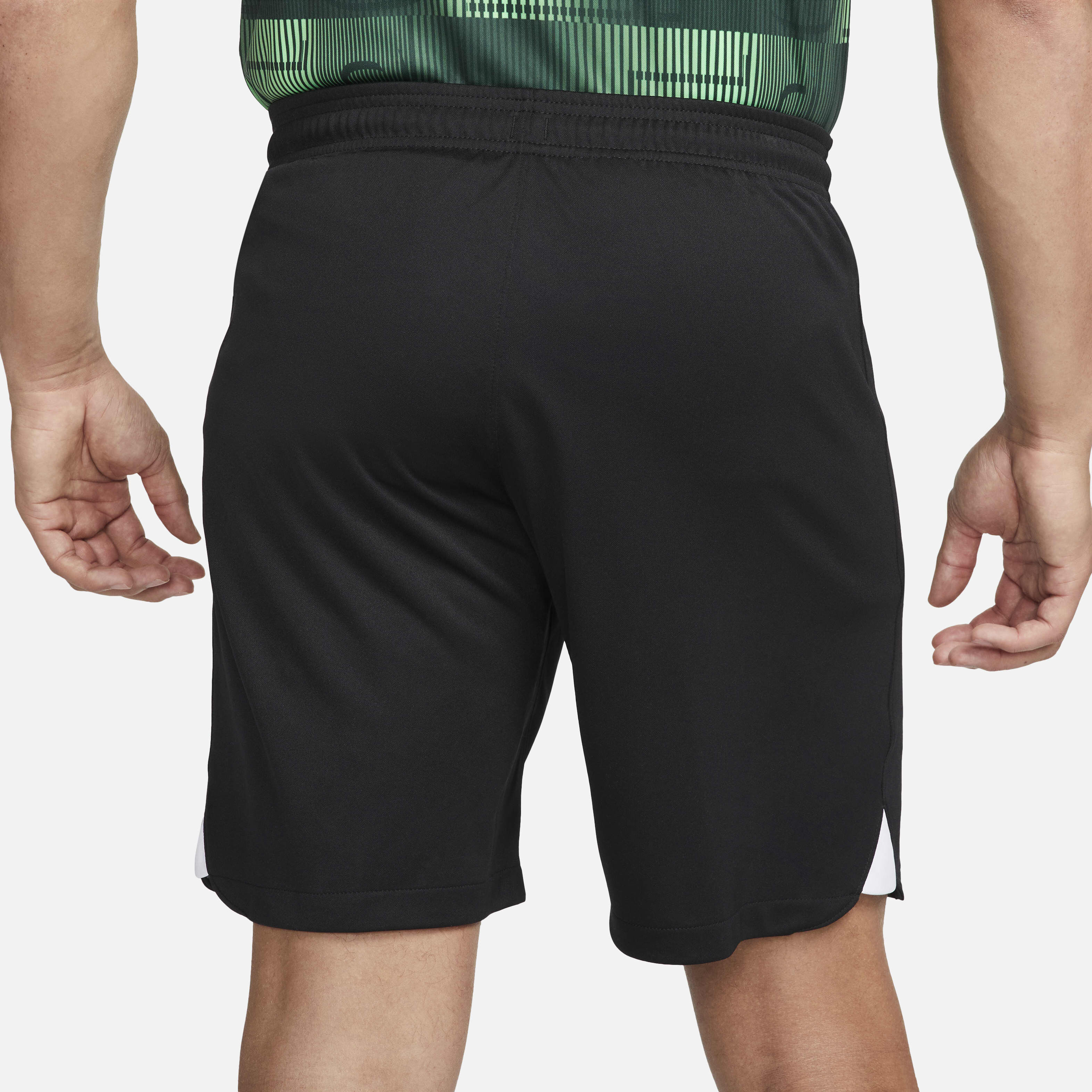 F.C. ليفربول 2023/24 الأساسي image number 2