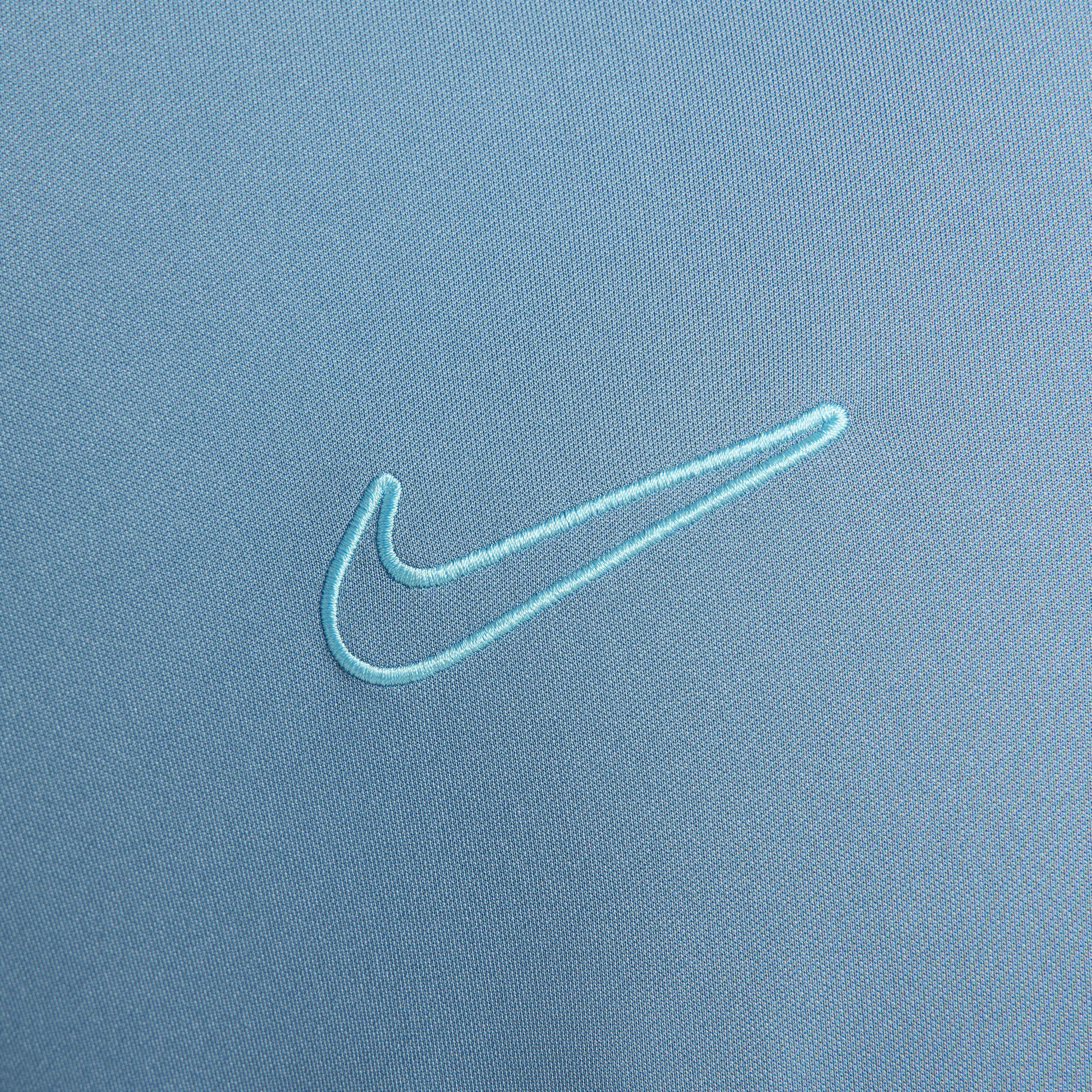 Nike Academy image number 3