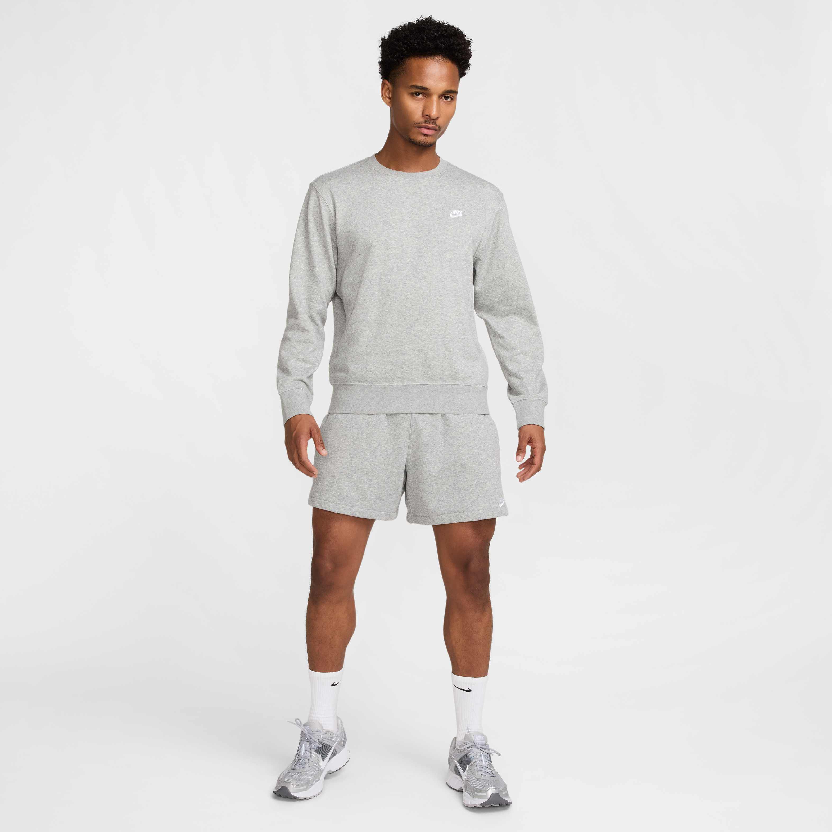 نايكي كلوب image number 4