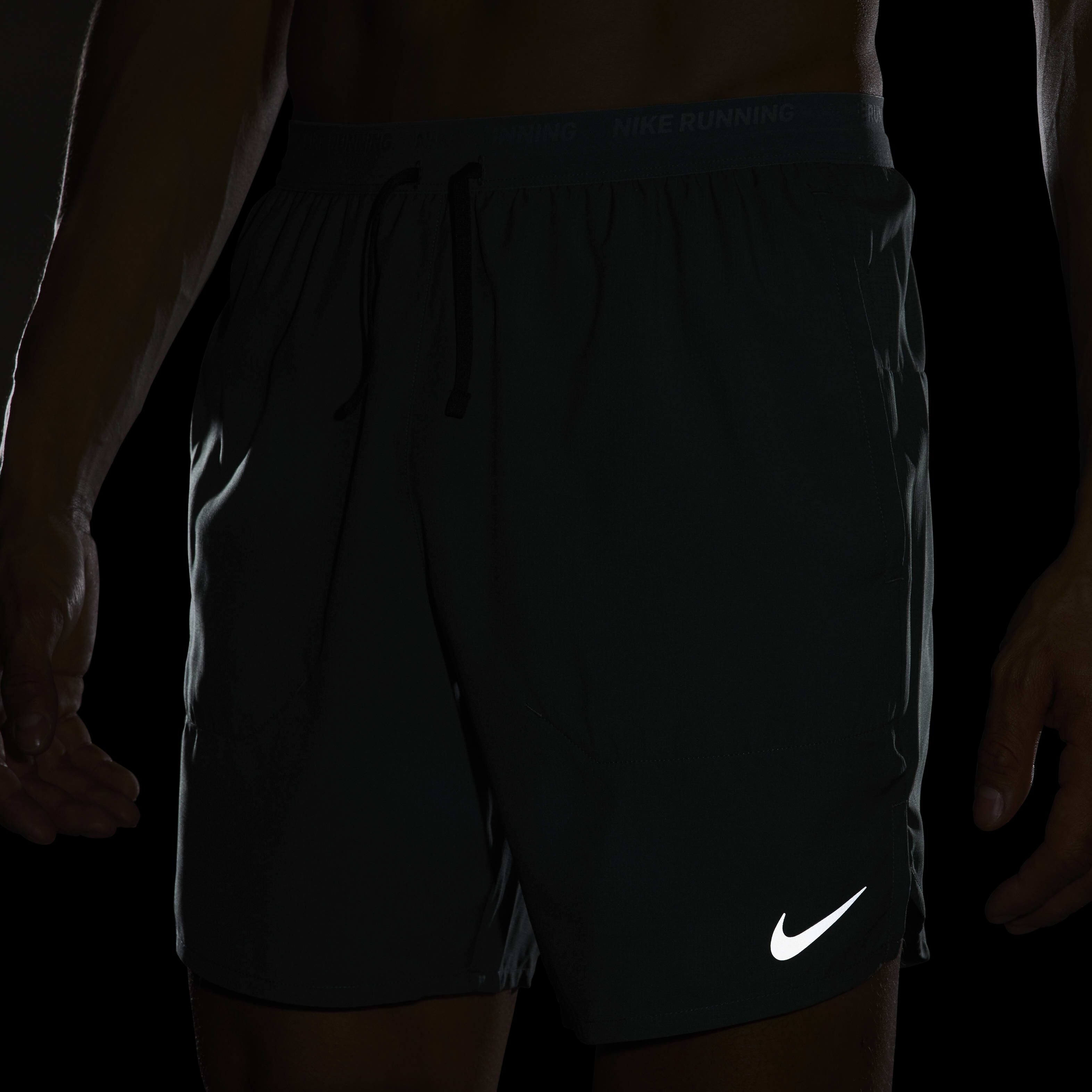 Nike Stride image number 8