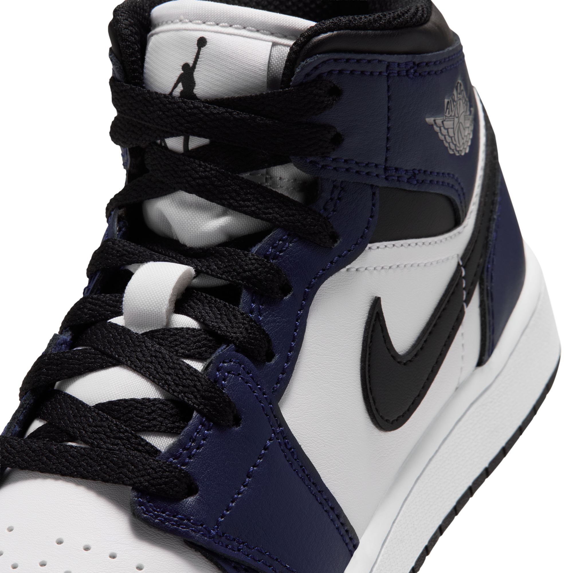 Air Jordan 1 Mid image number 8