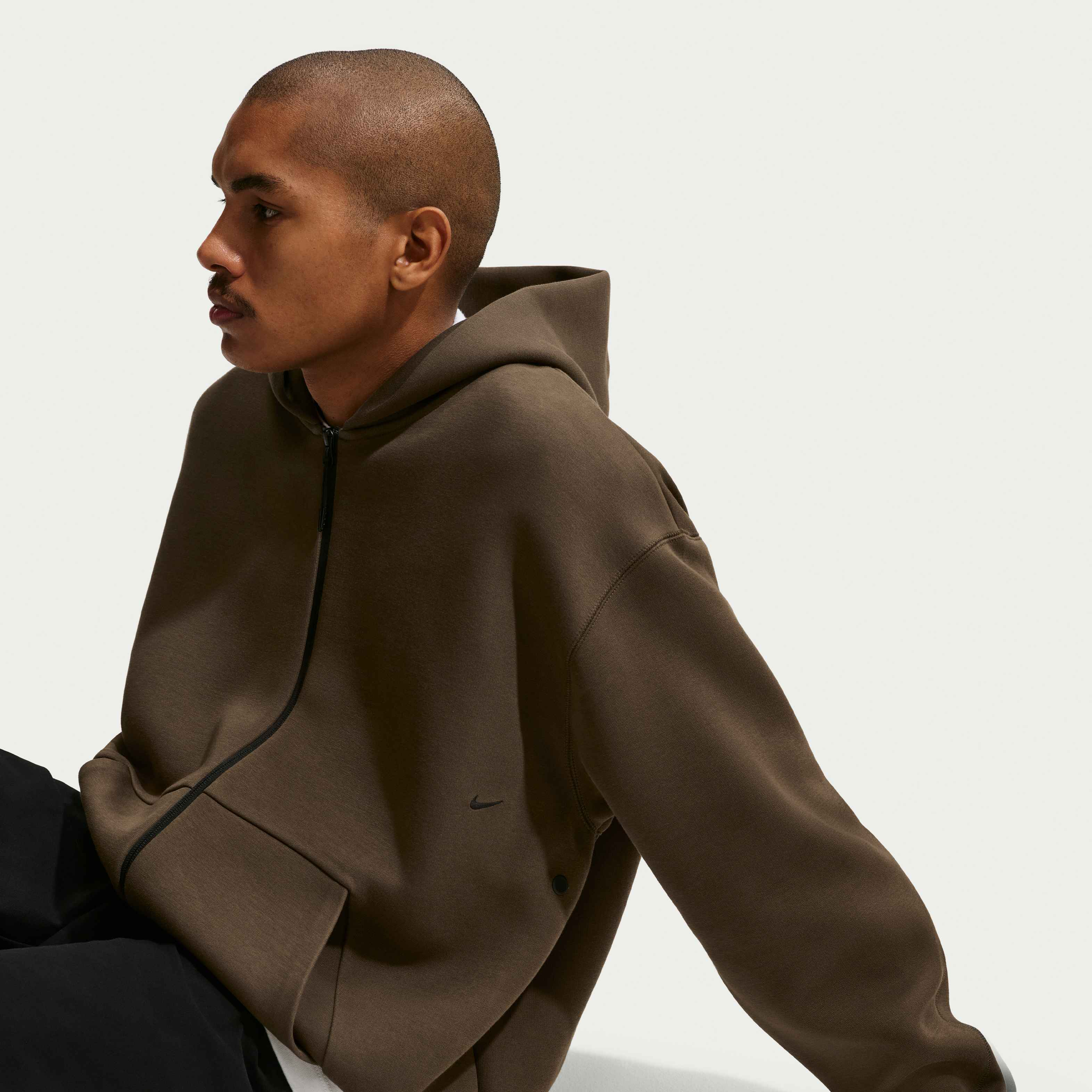 Nike Tech image number 2