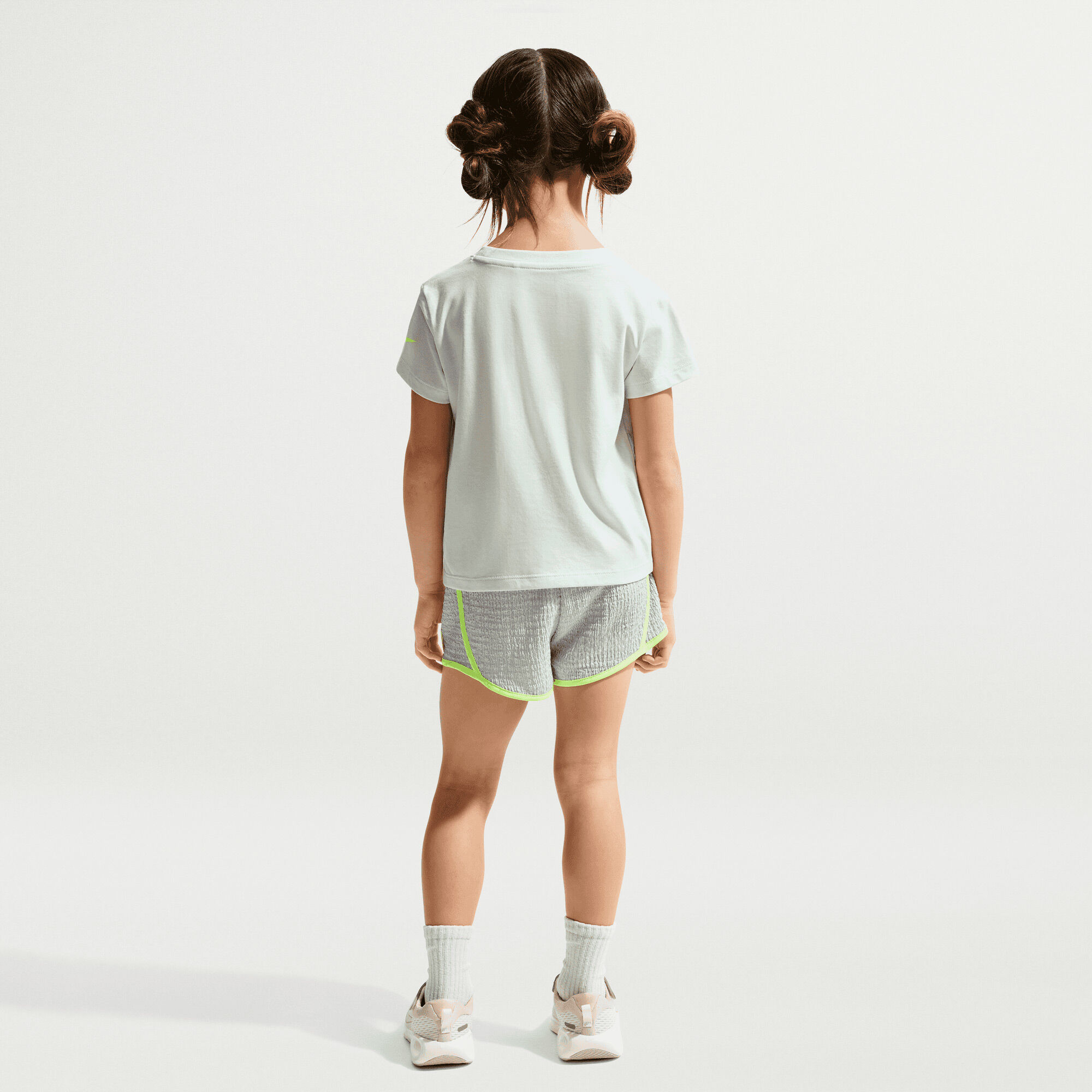 Nike Bold Play image number 1