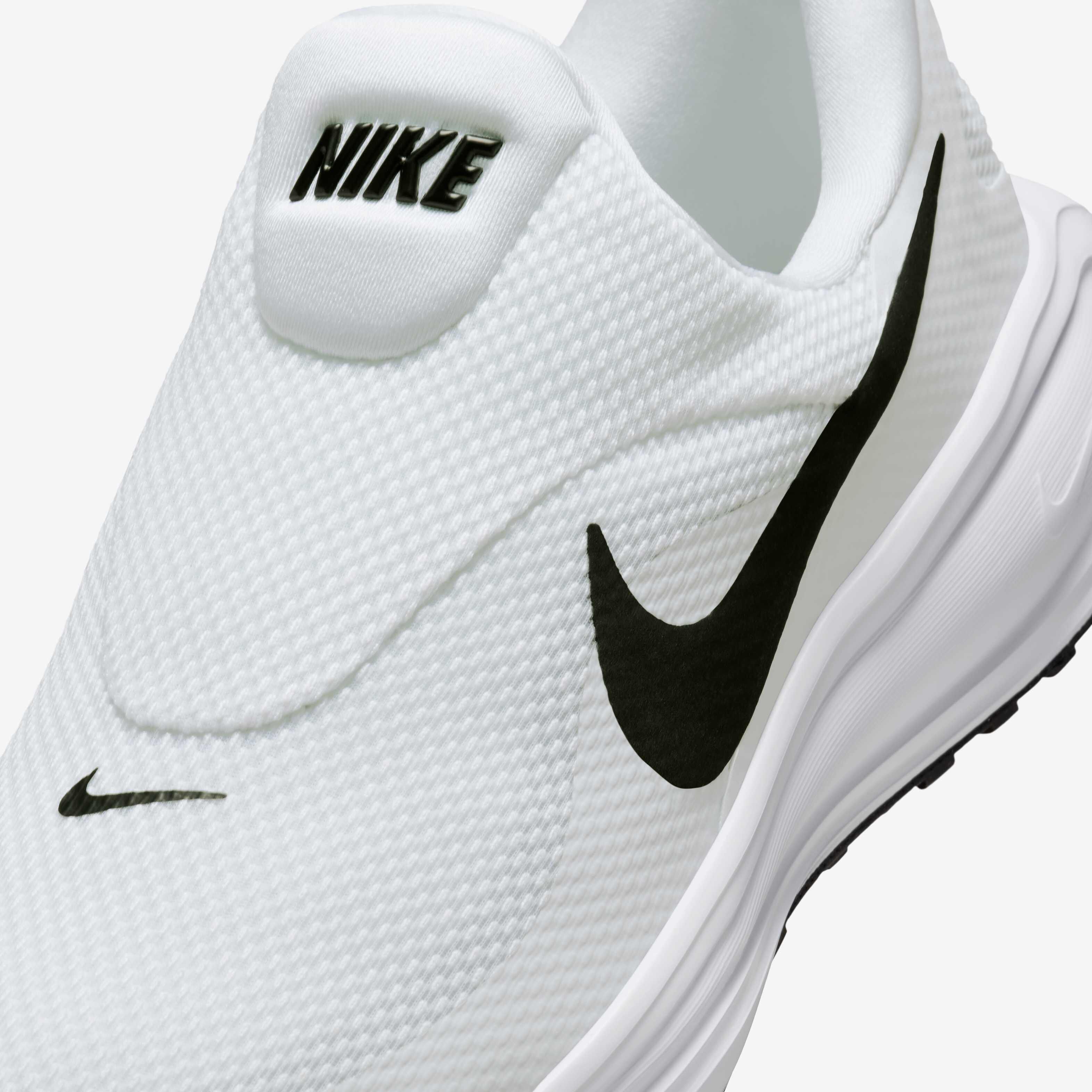 Nike Revolution 8 EasyOn image number 6