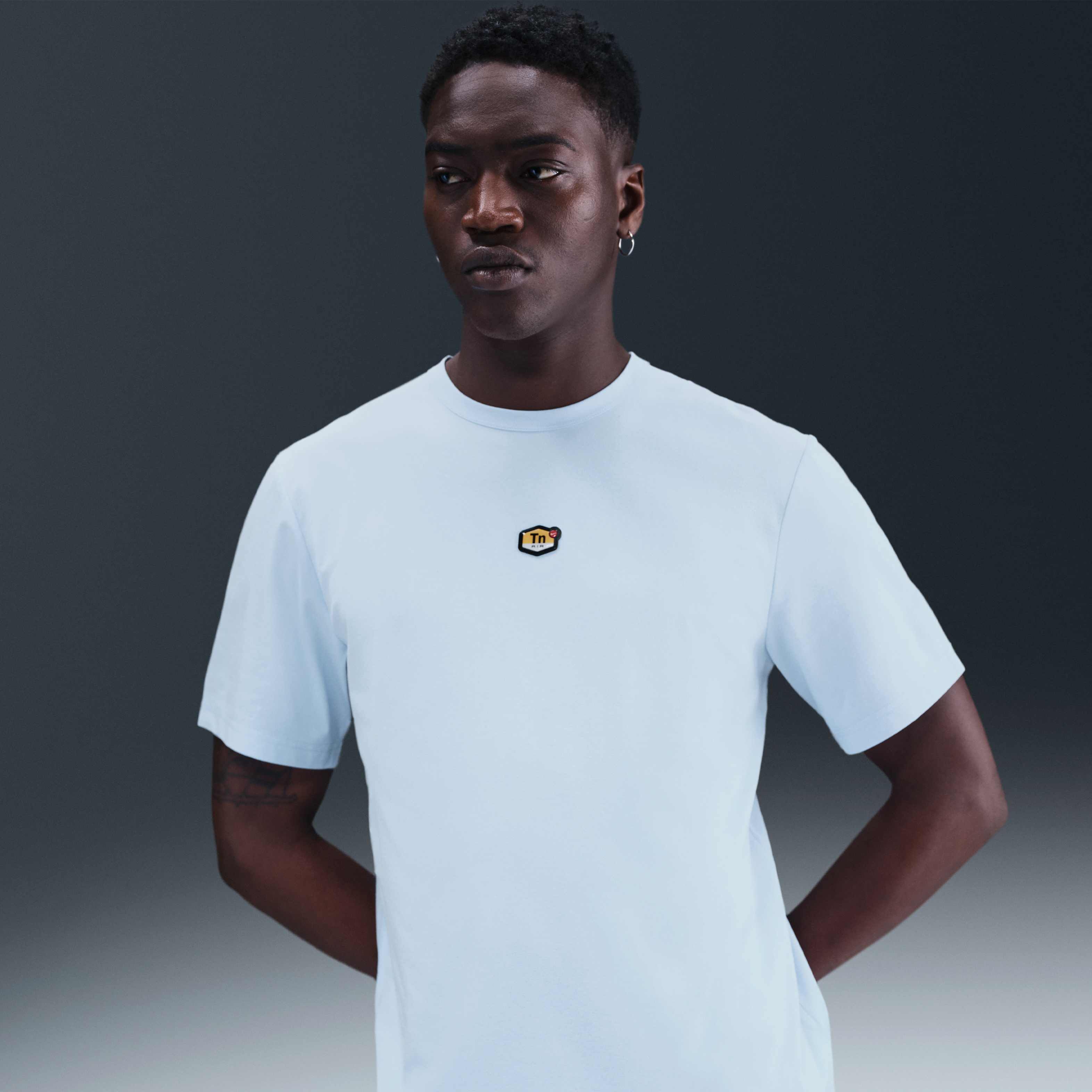 Nike Sportswear image number 0