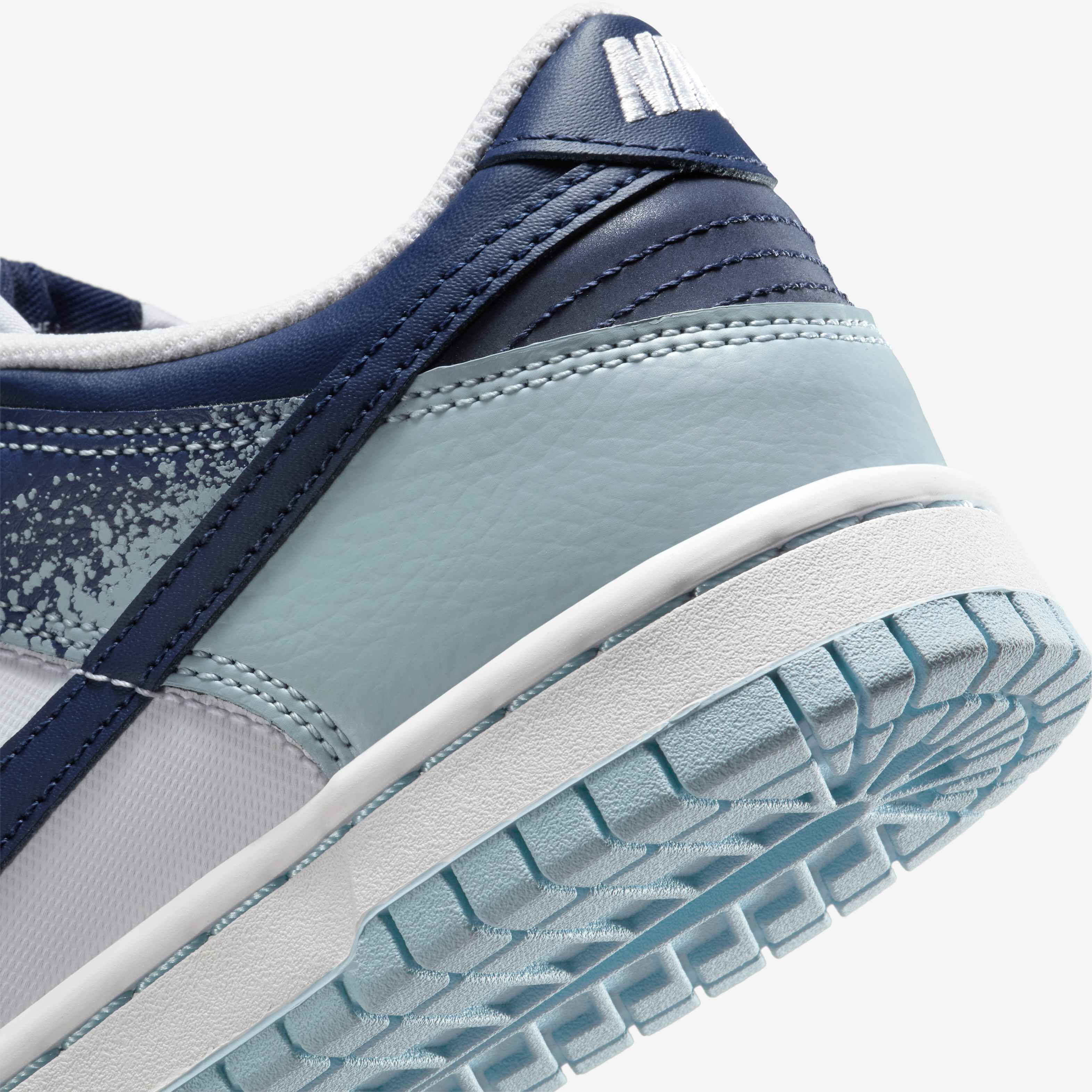 Nike Dunk Low image number 7