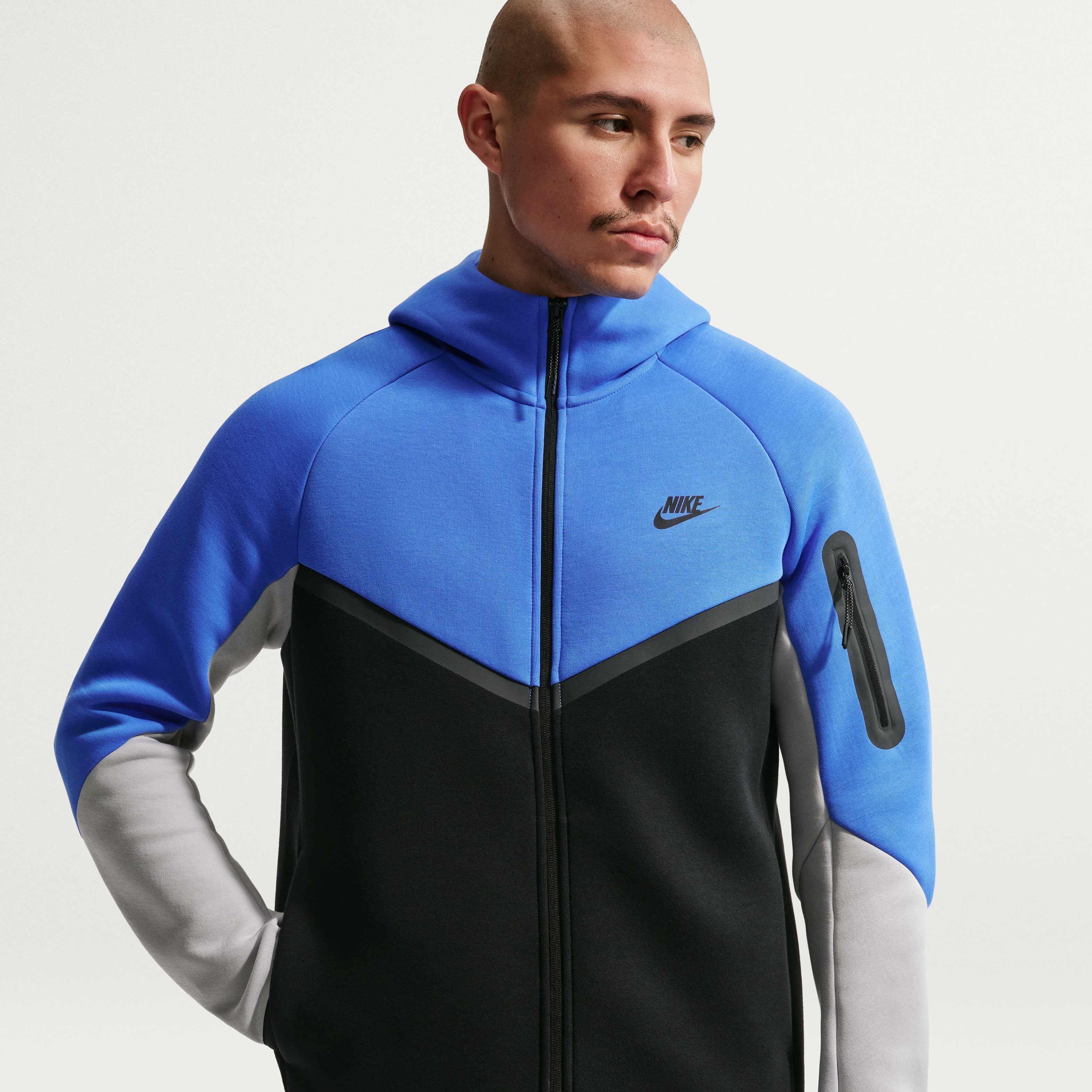 Nike Tech image number 0