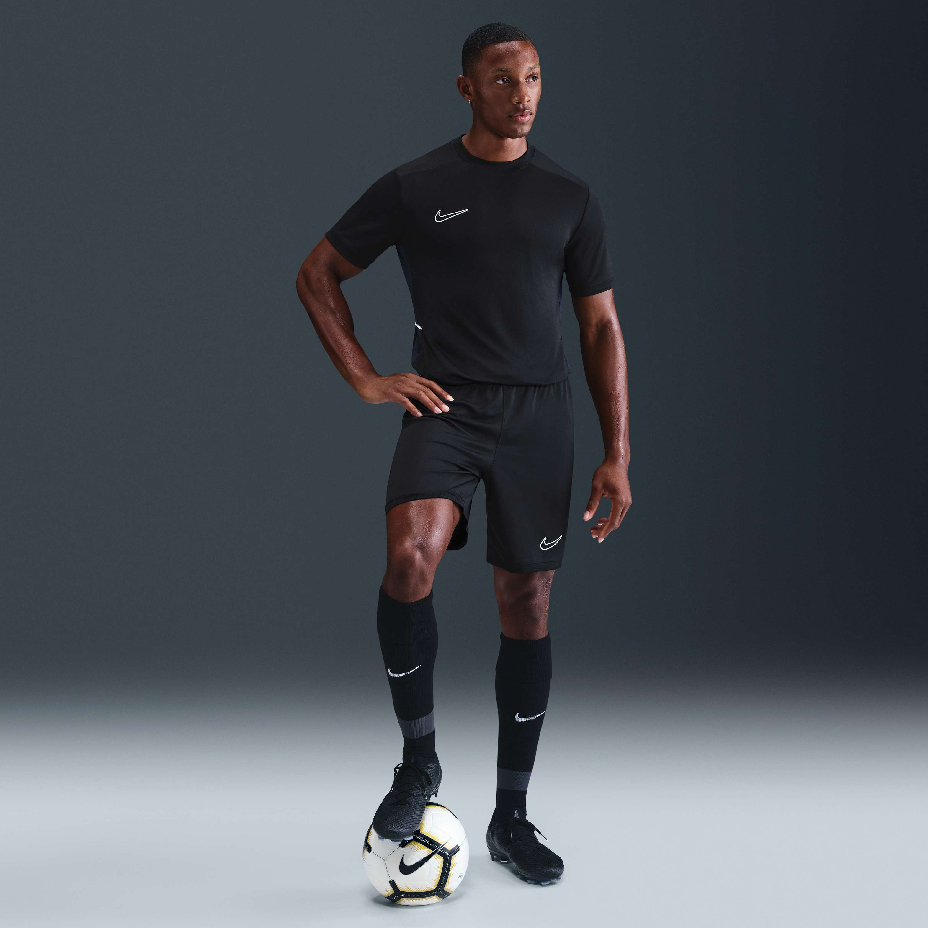 Nike Academy image number 3