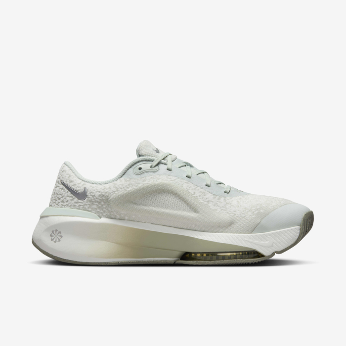 Nike Versair image number 2 Nike Versair image number 2