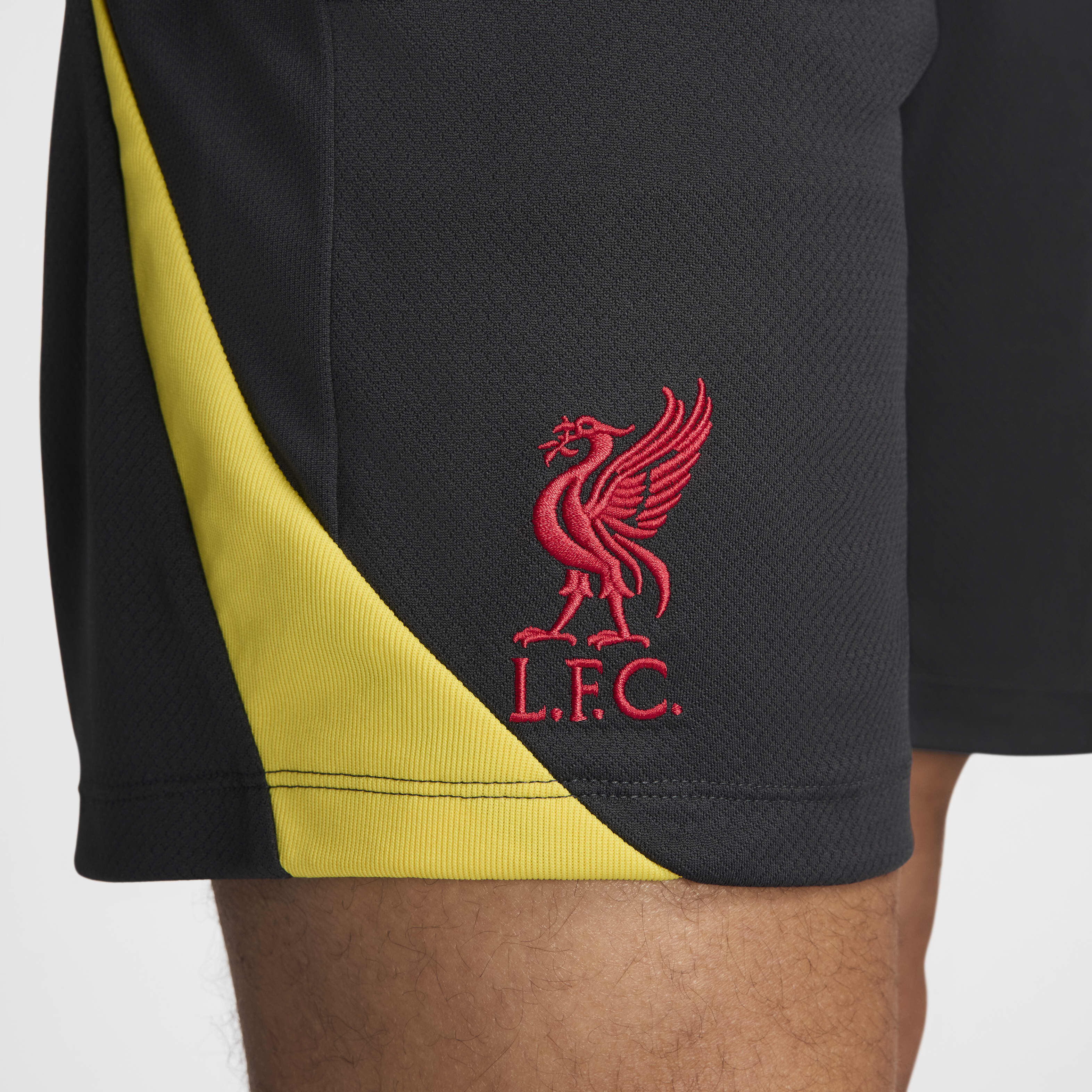 Liverpool F.C. Strike Third image number 5