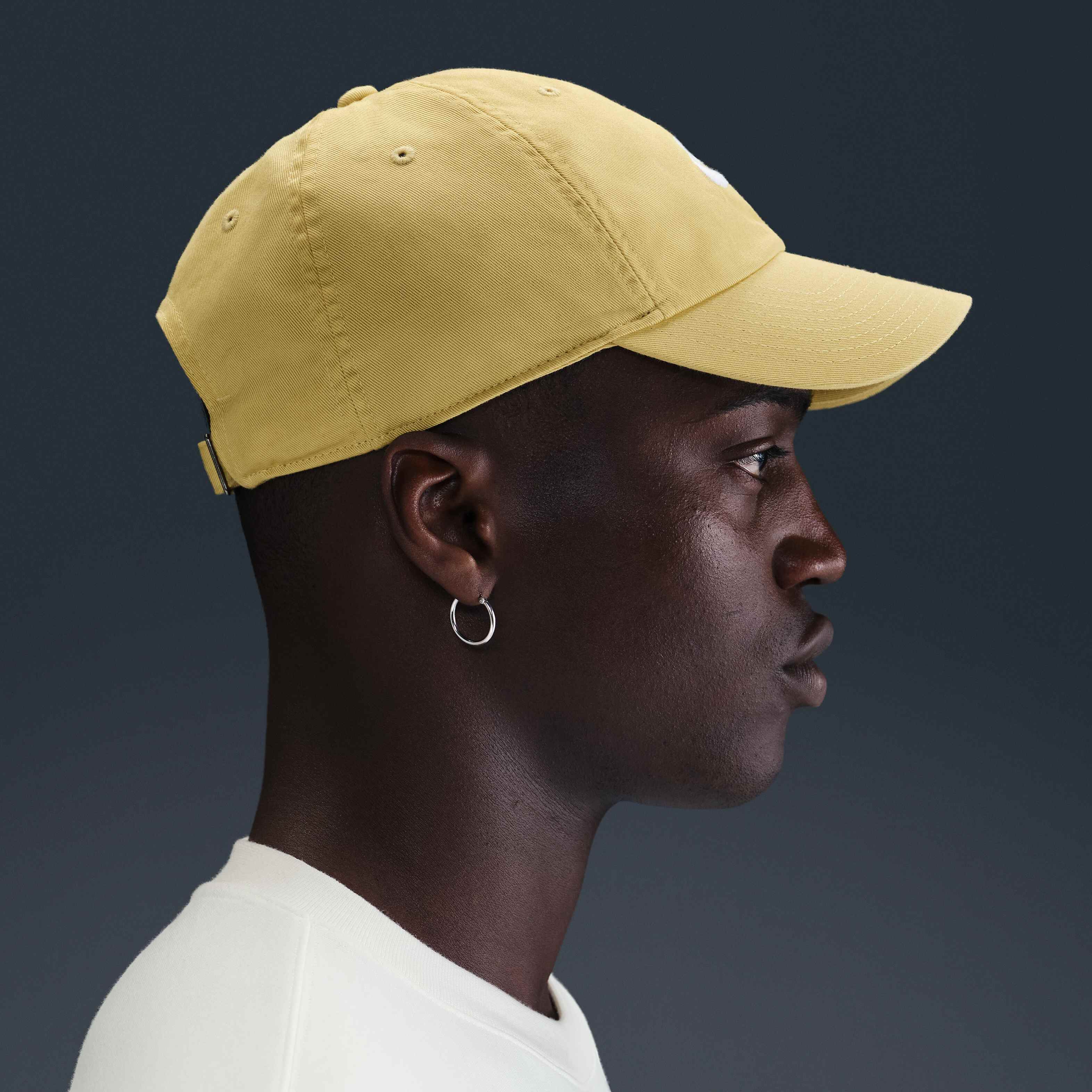 نايكي كلوب image number 3