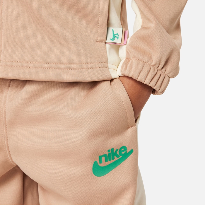 Nike Dri-FIT Colorblocked image number 2 Nike Dri-FIT Colorblocked image number 2