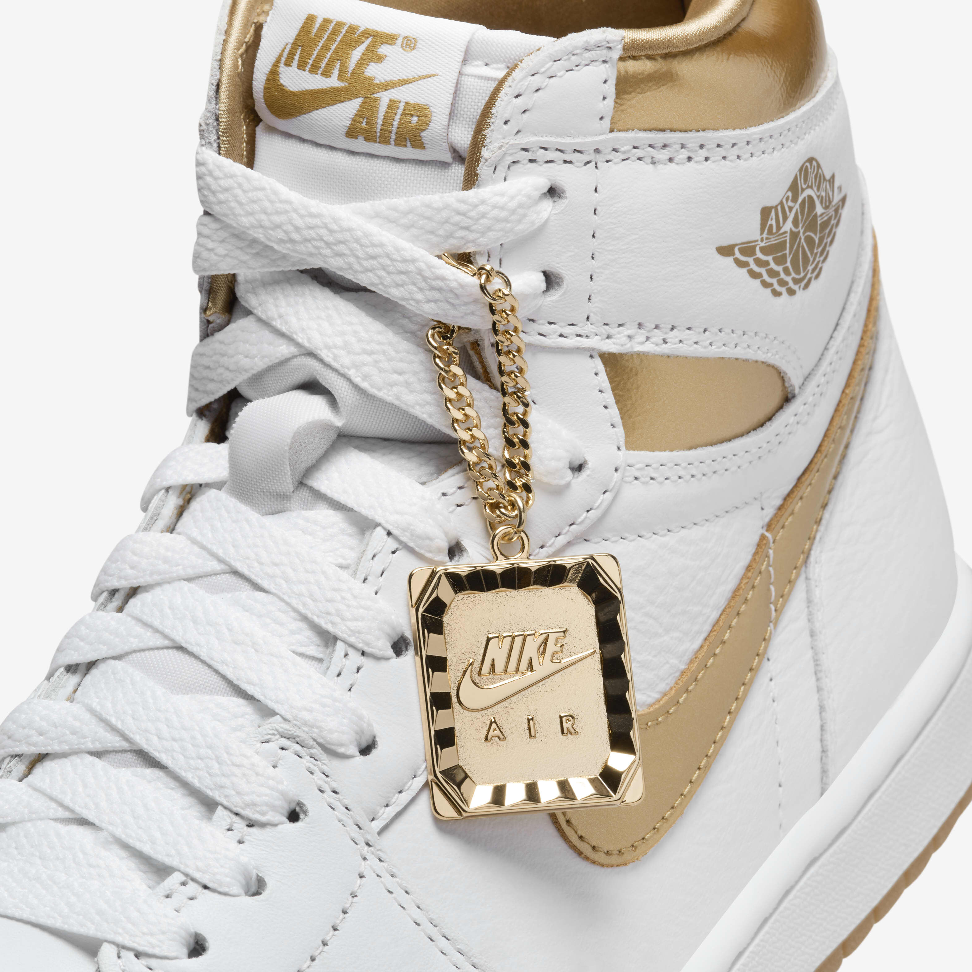 All gold jordan 1 hotsell