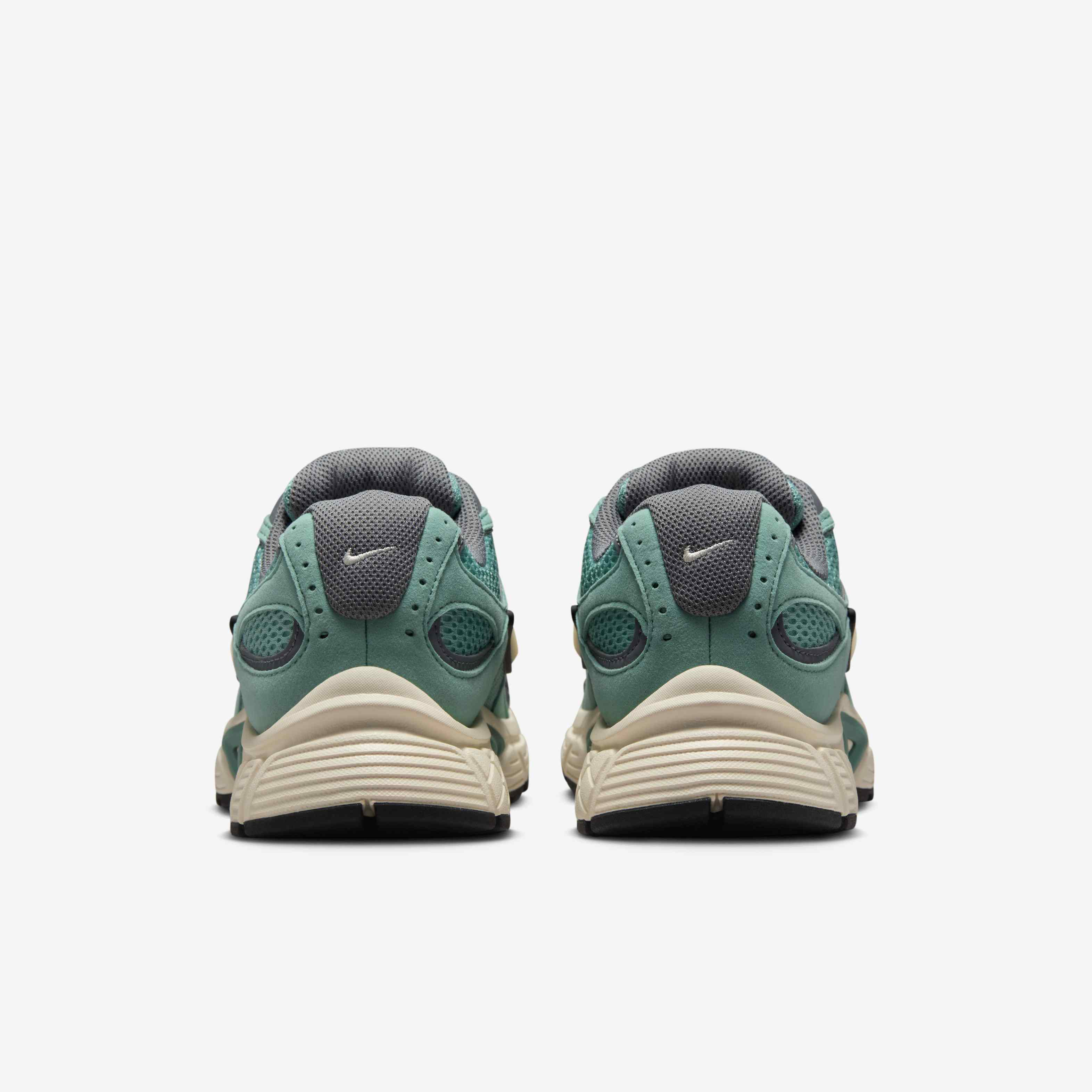 Nike V5 RNR image number 5