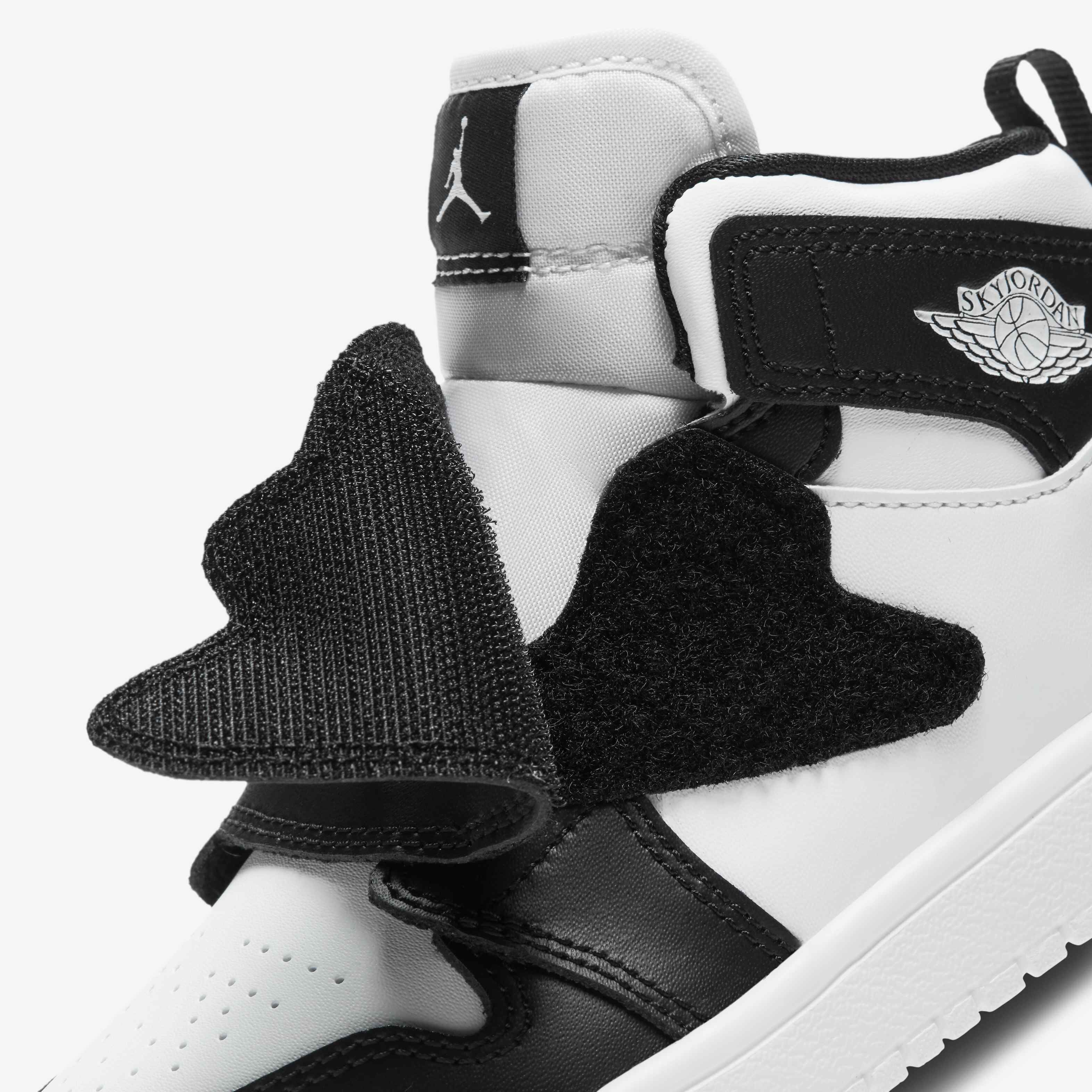 سكاي جوردن 1 image number 8