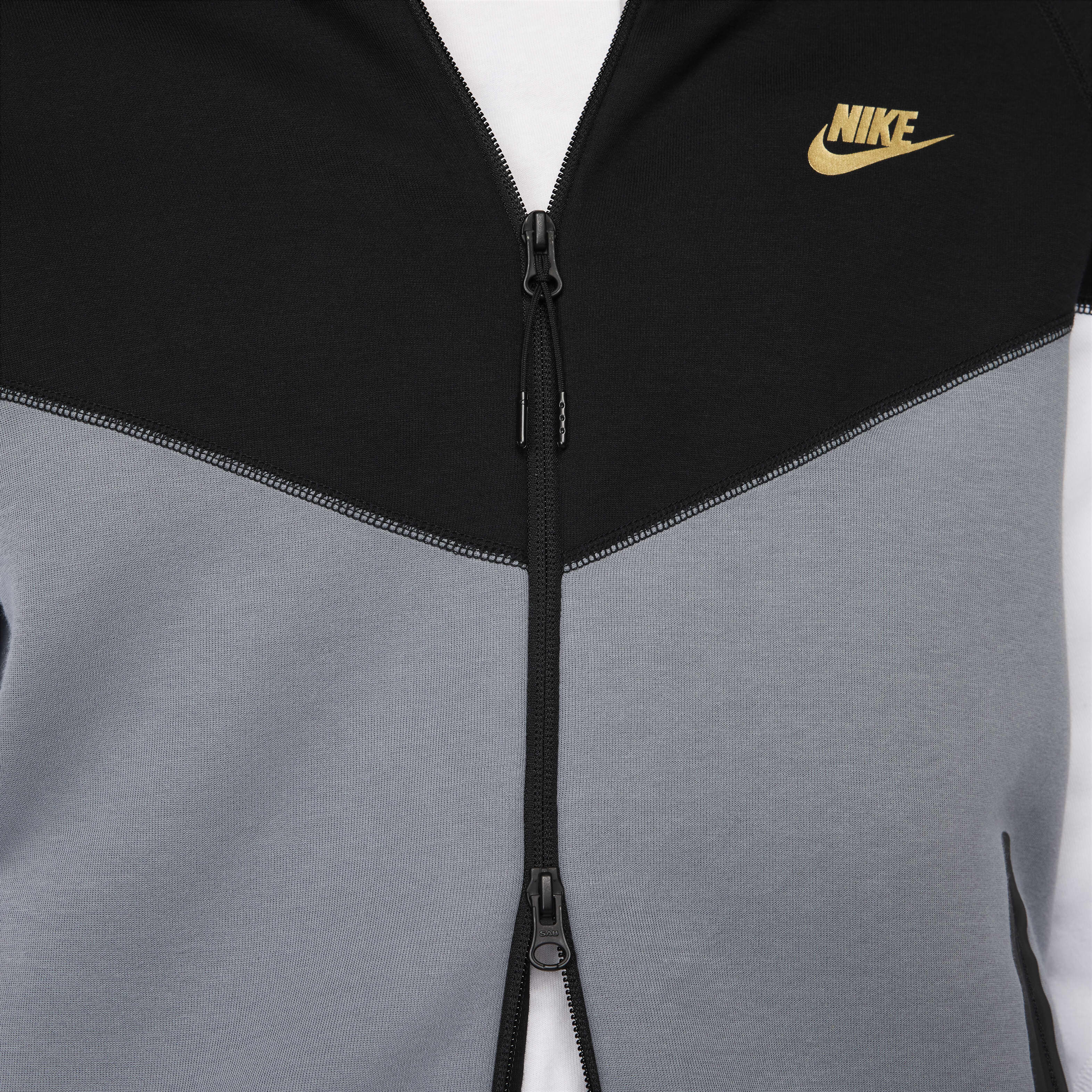 Grey nike tech fleece windrunner cheap