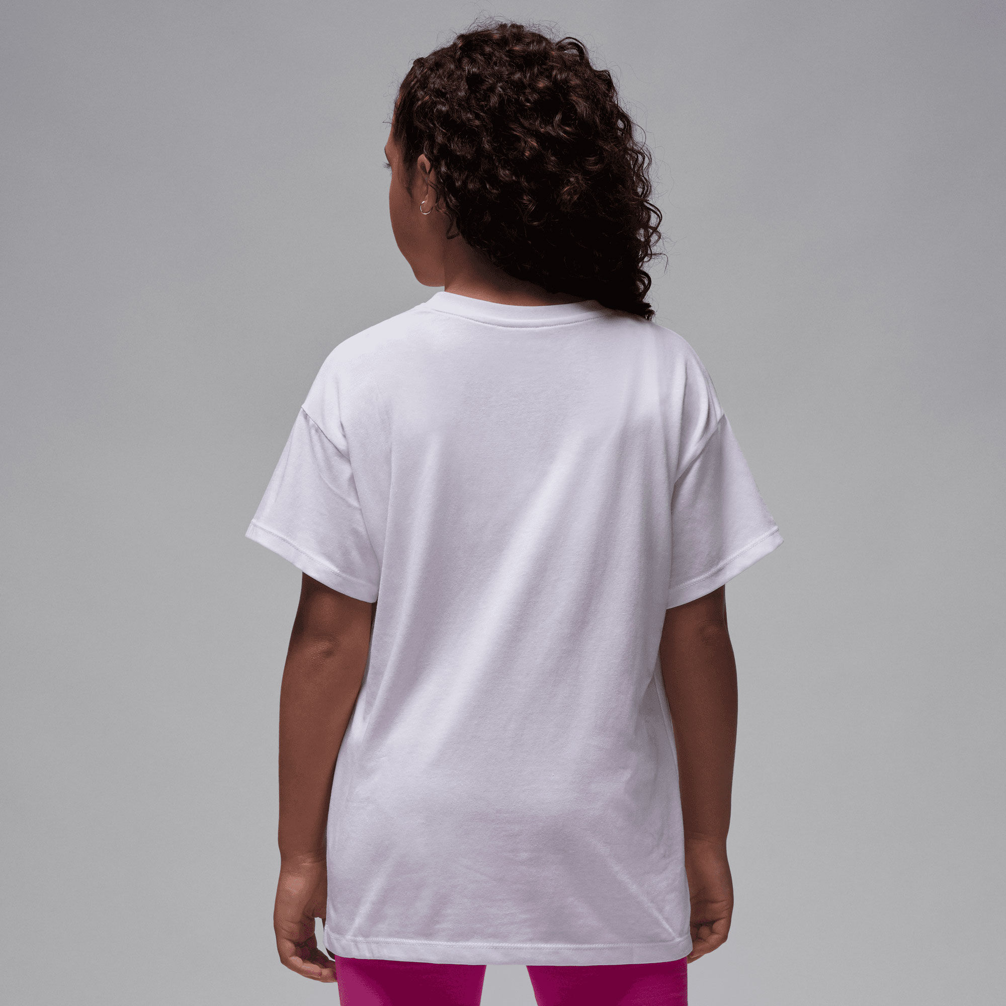 جوردن بلو جينز أند بلينج image number 1