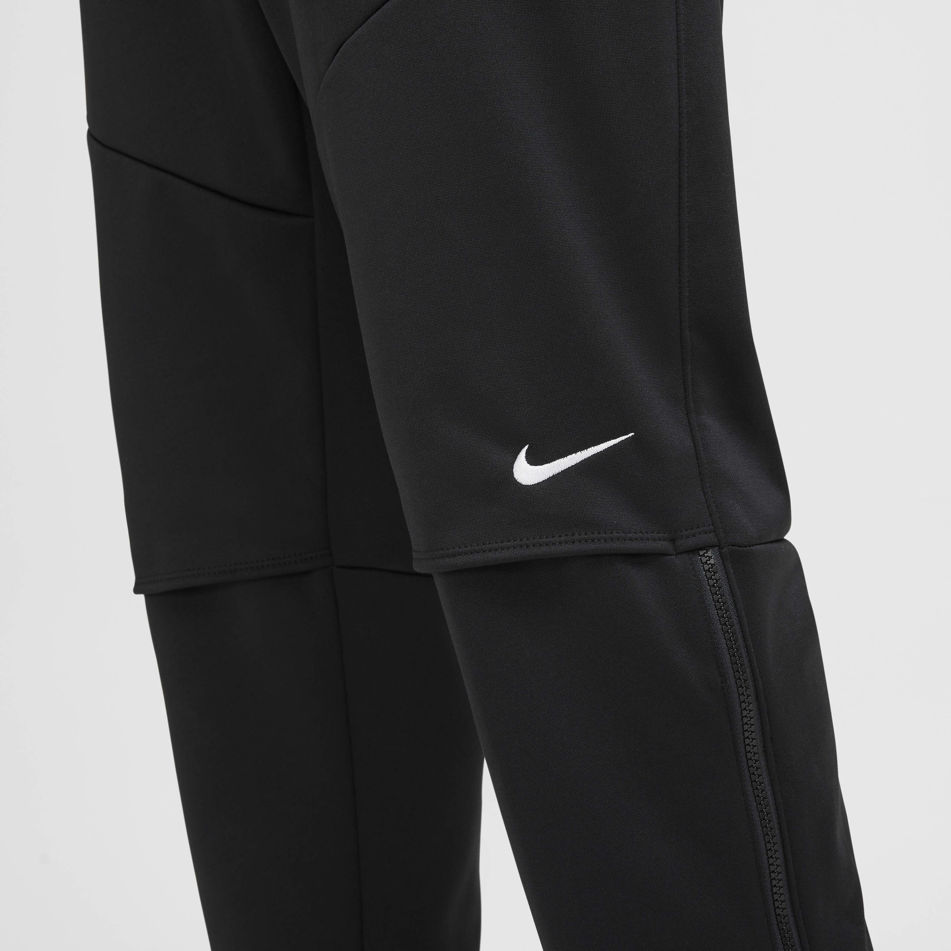 Buy Nike Golf Club Men s Golf Trousers Nike Qatar Official