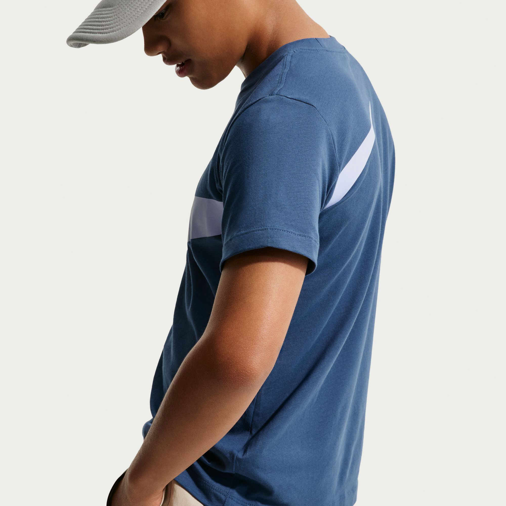 نايكي سبورتسوير كلوب image number 3