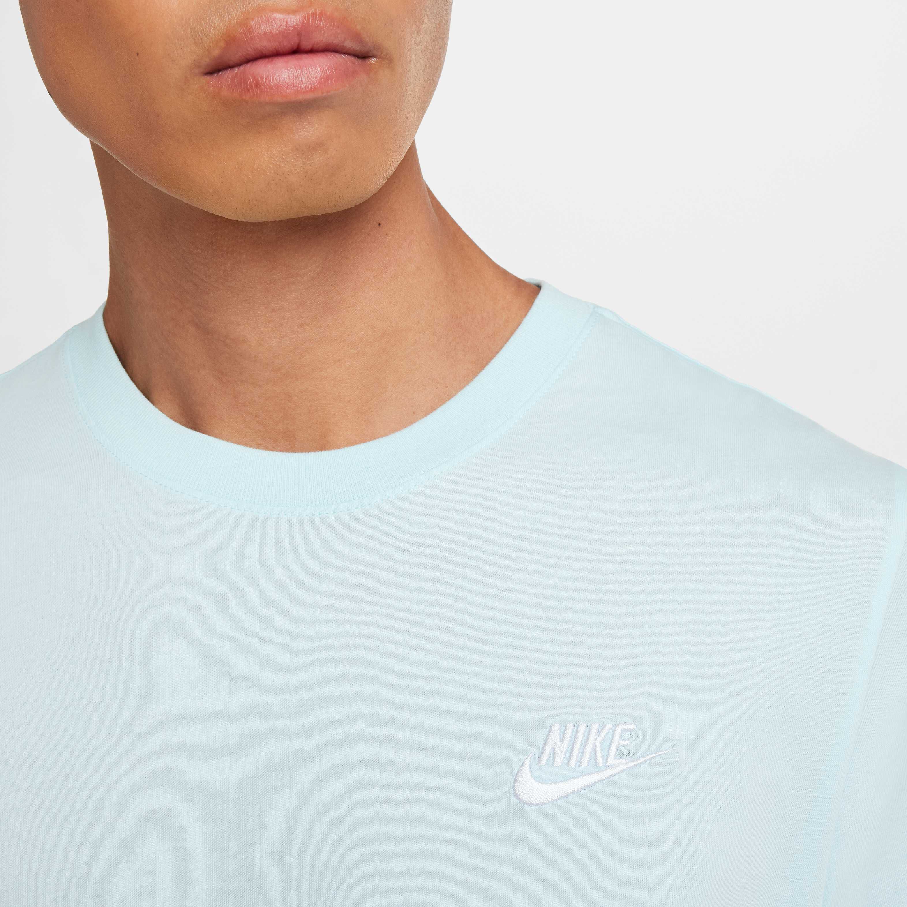 Nike Sportswear Club image number 3